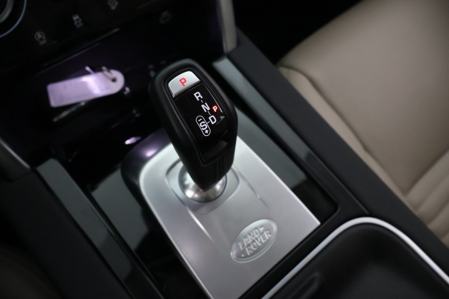 Land Rover Discovery Sport vaihtoauto