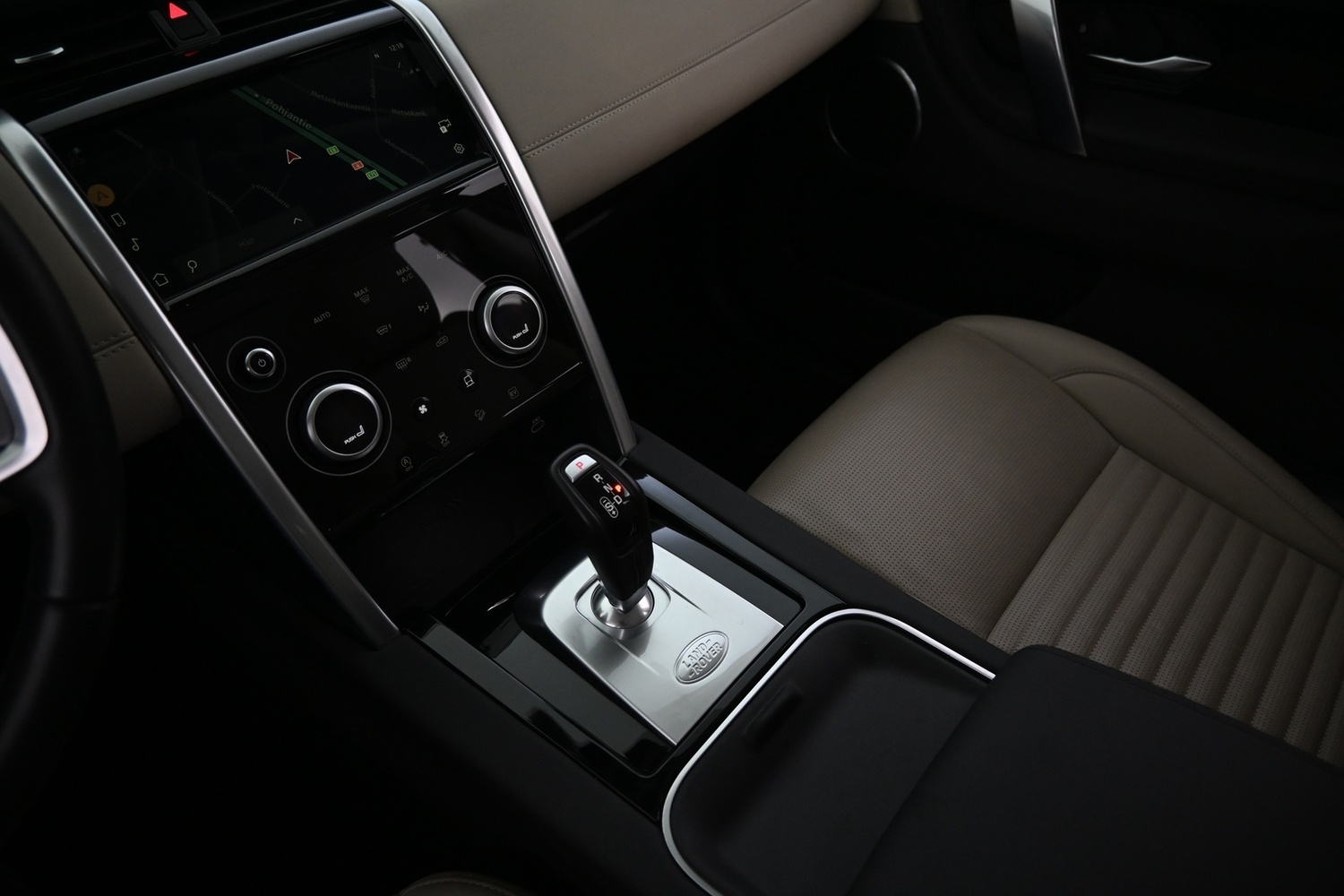 Land Rover Discovery Sport vaihtoauto