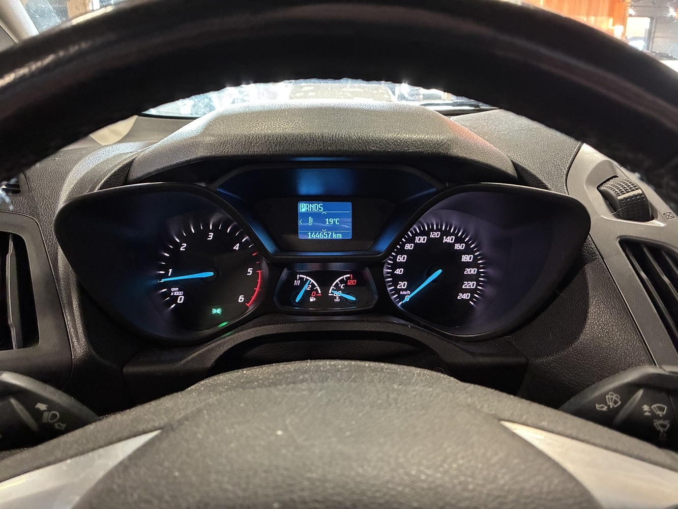 Ford Transit Connect vaihtoauto