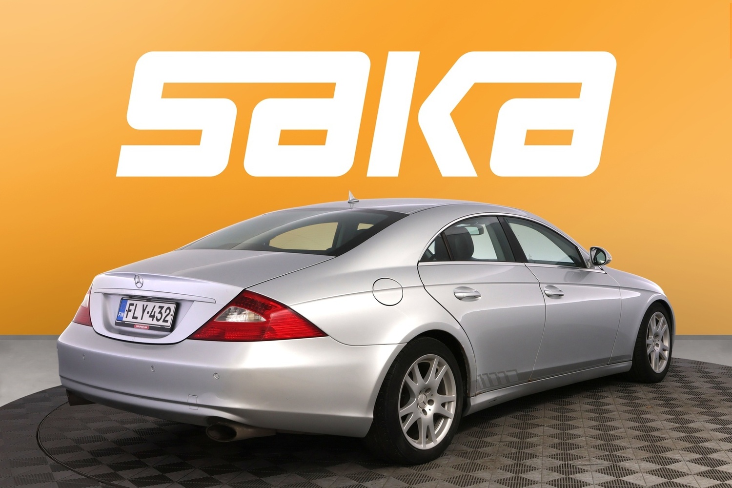 Mercedes-Benz CLS vaihtoauto