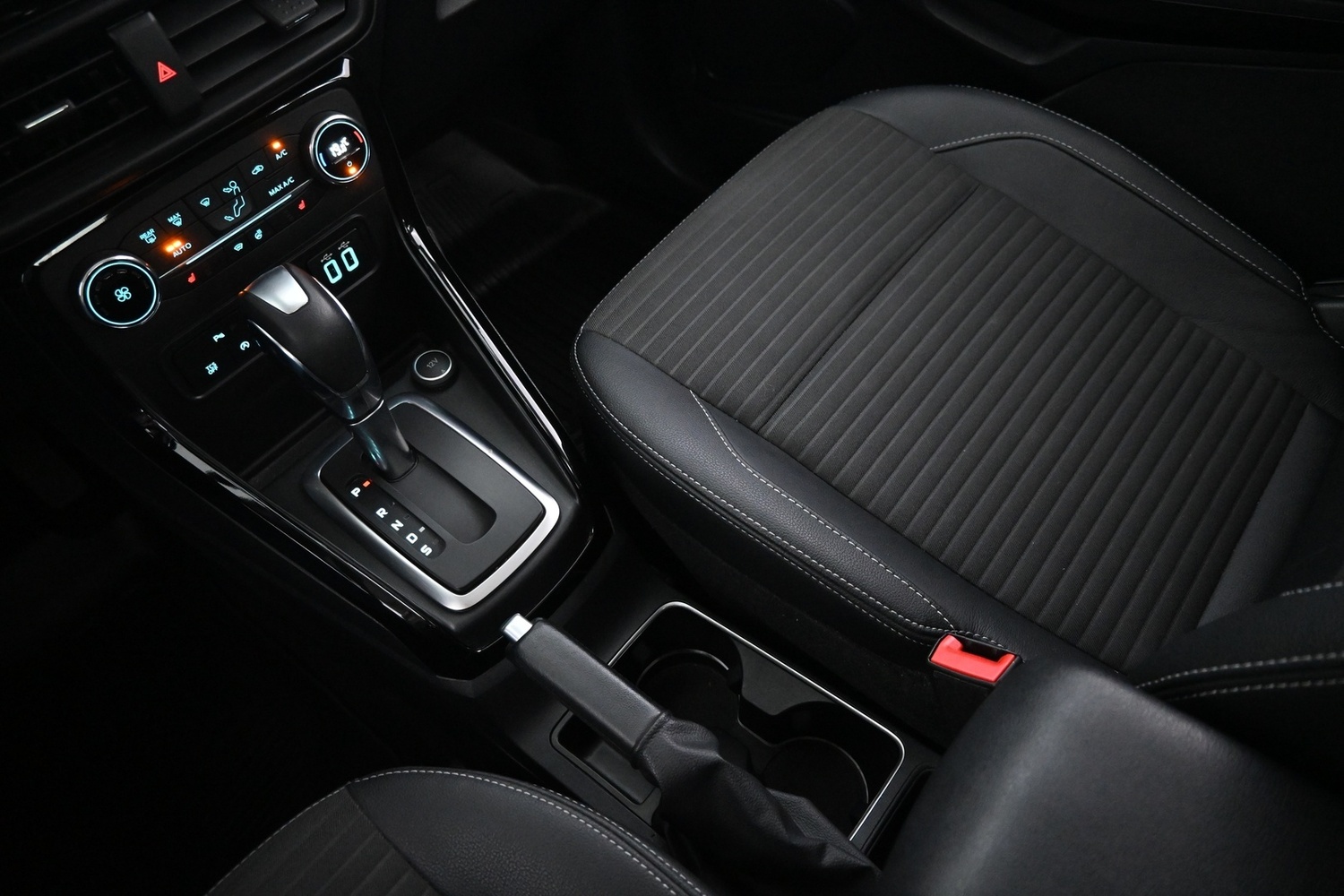 Ford Ecosport vaihtoauto