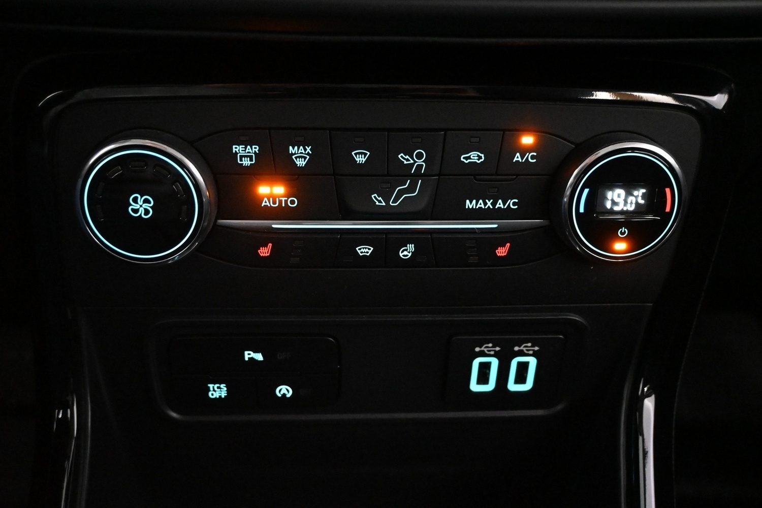 Ford Ecosport vaihtoauto