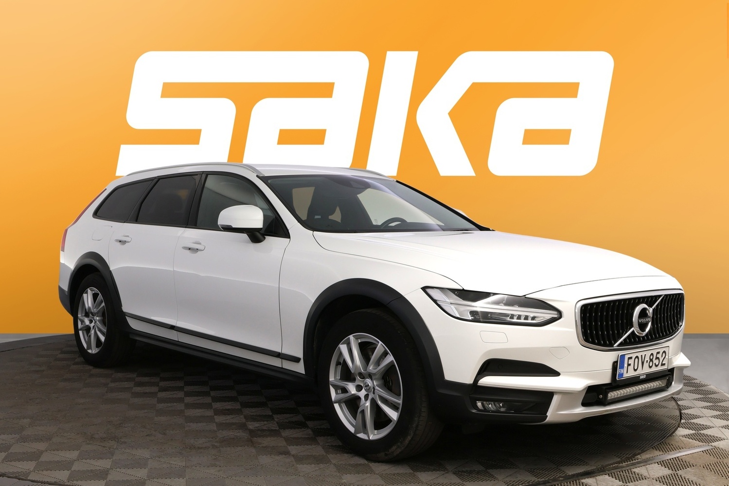 Volvo V90 Cross Country vaihtoauto