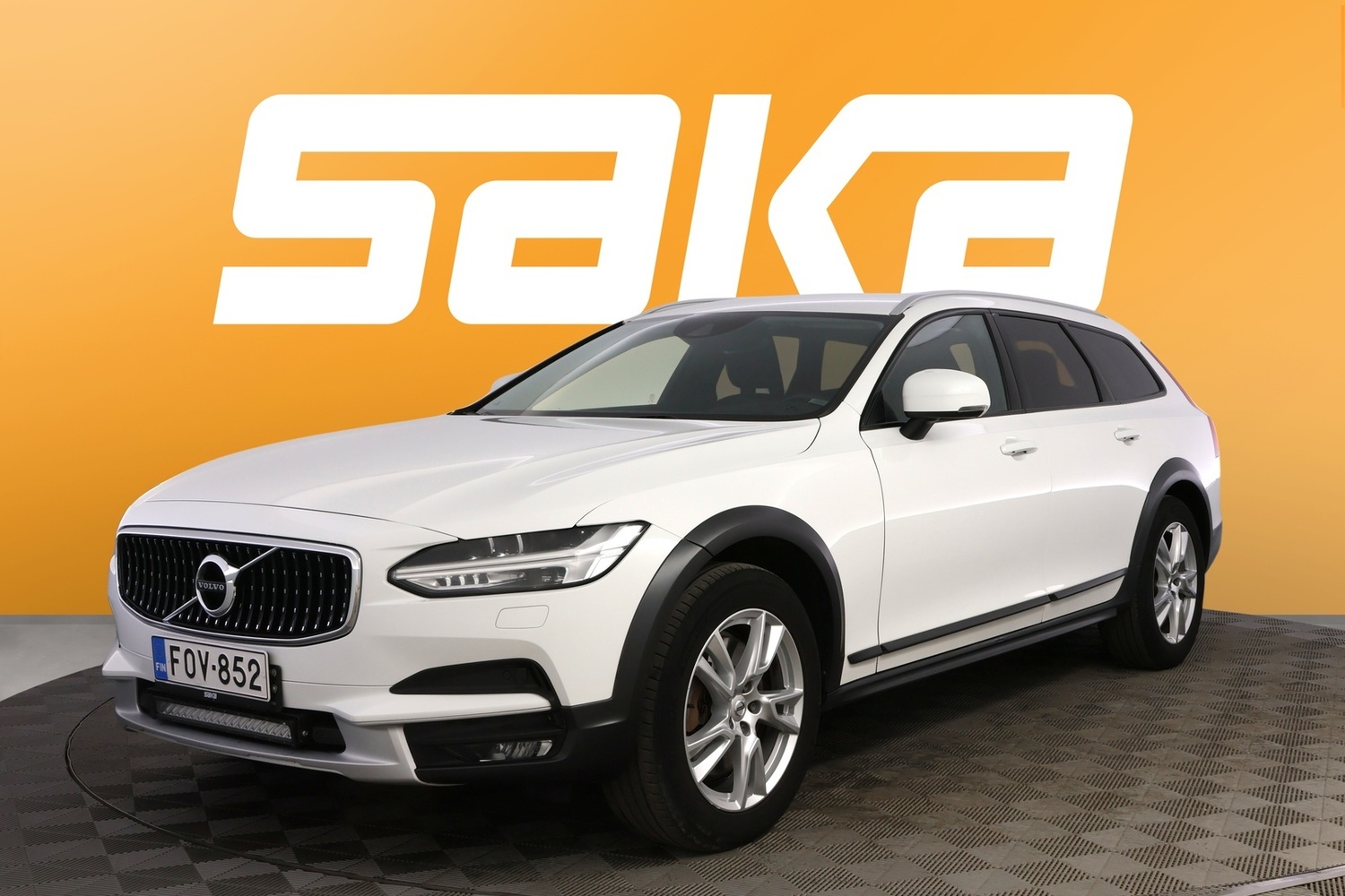 Volvo V90 Cross Country vaihtoauto