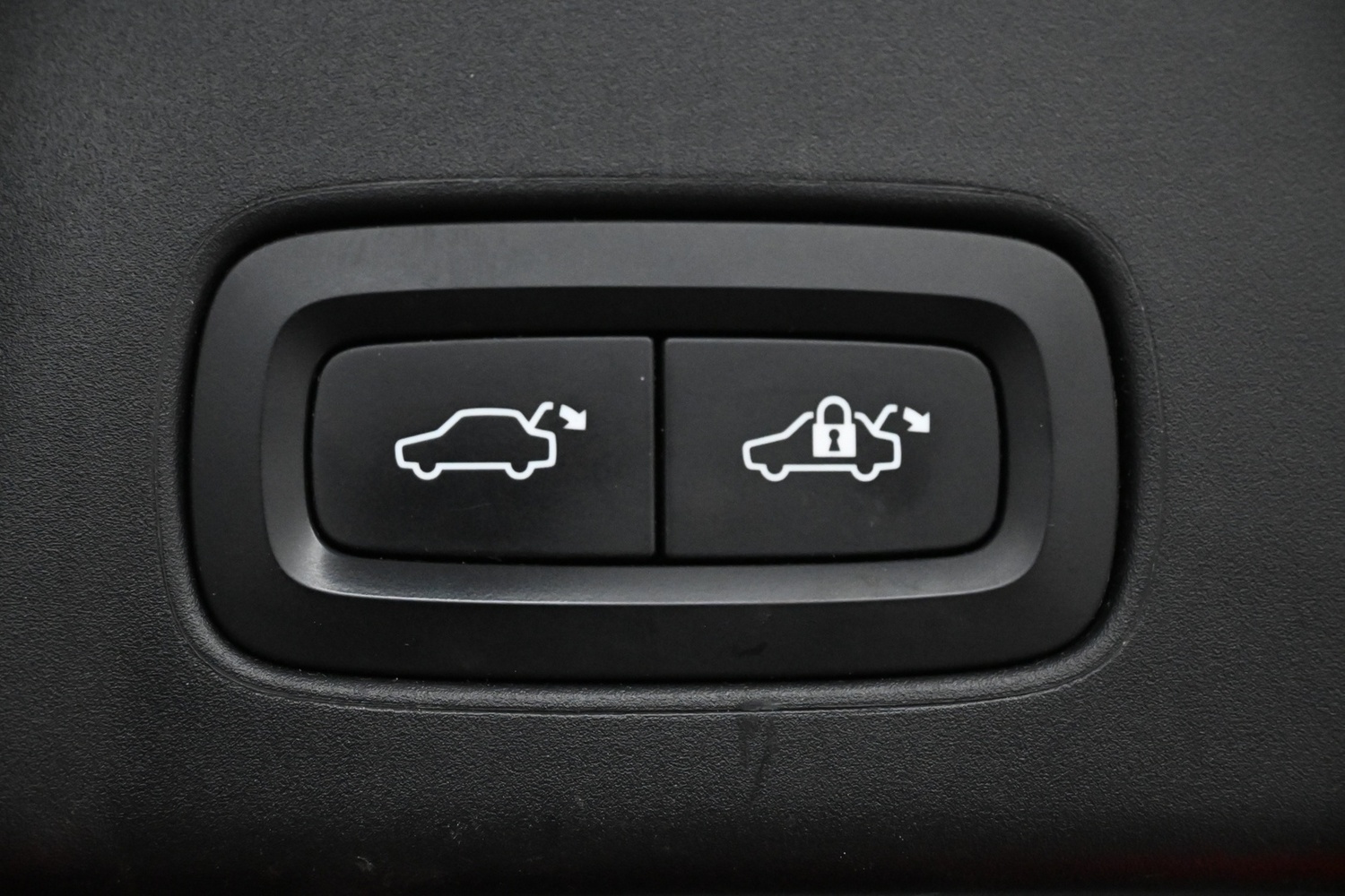 Volvo V90 Cross Country vaihtoauto