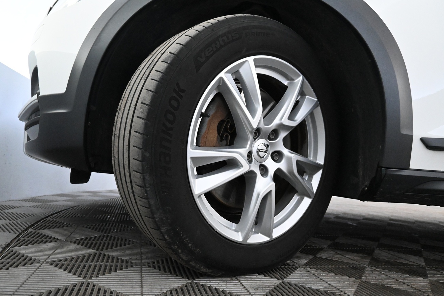 Volvo V90 Cross Country vaihtoauto