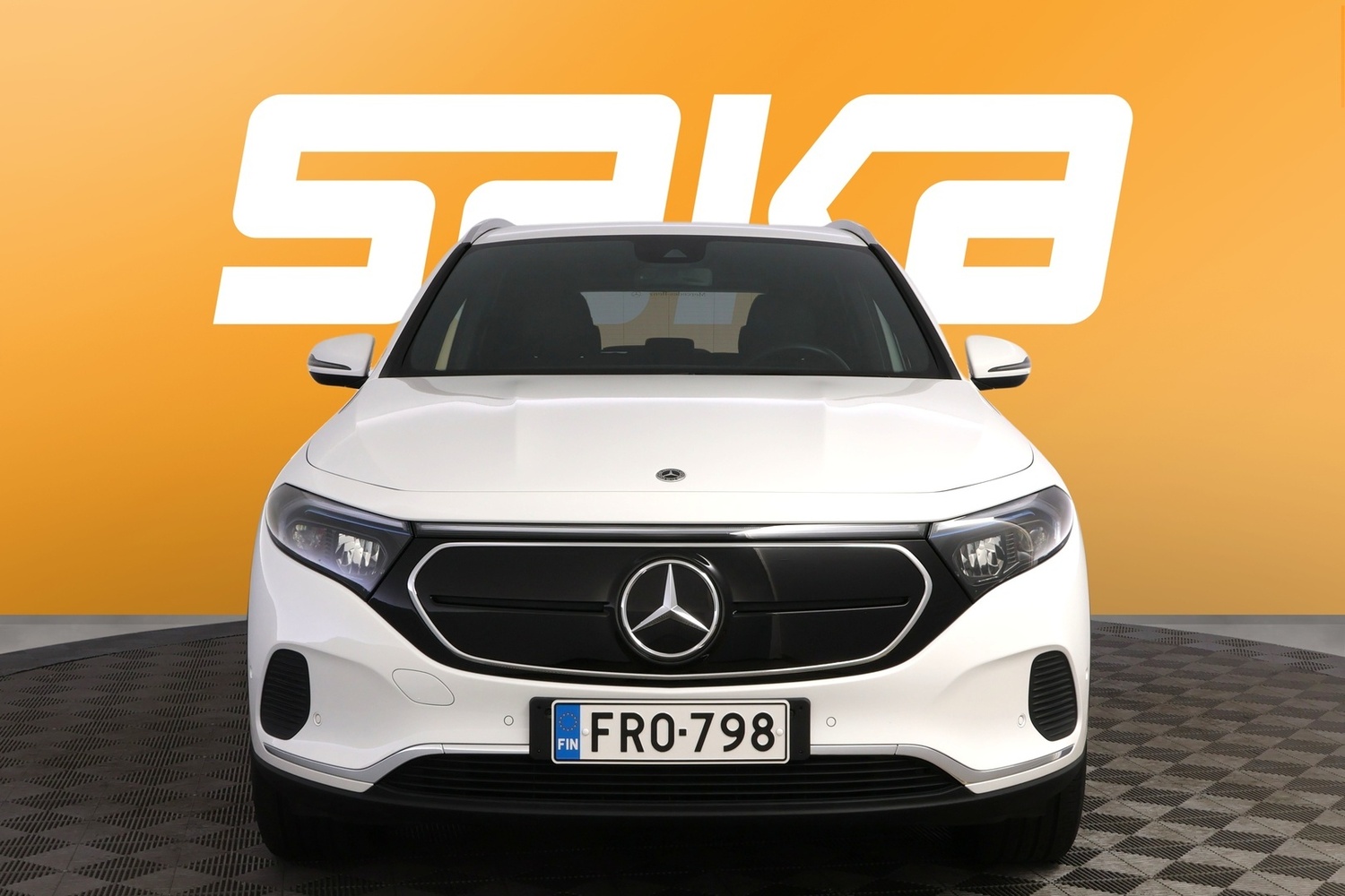 Mercedes-Benz EQA vaihtoauto