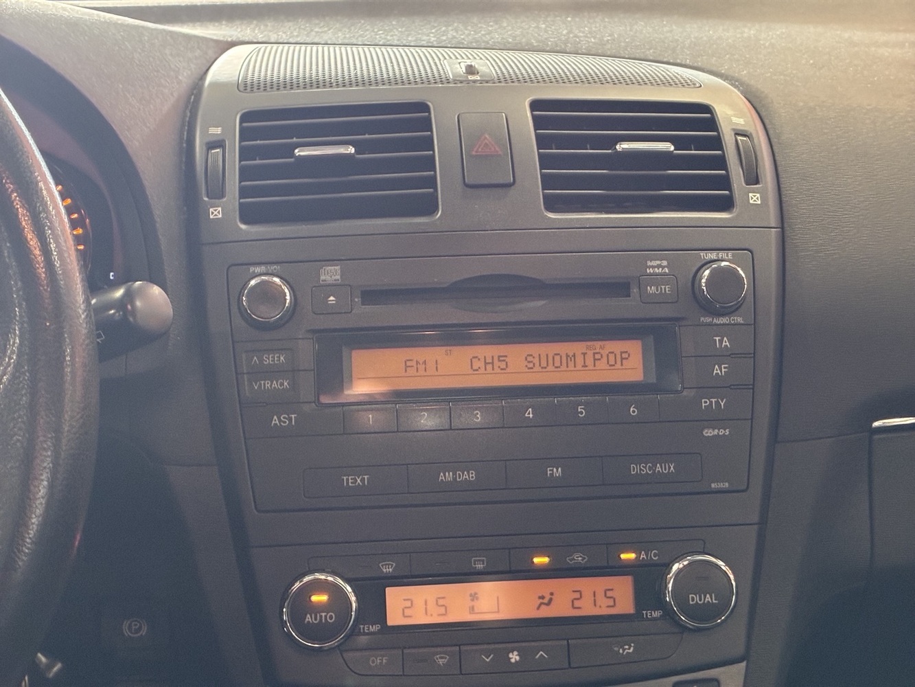 Toyota Avensis vaihtoauto