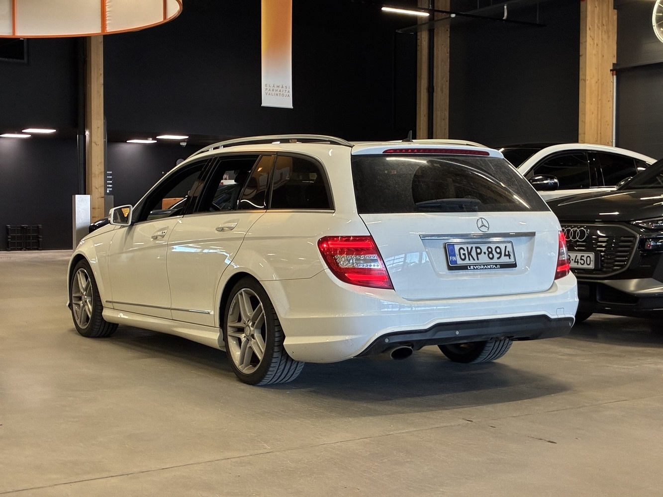 Mercedes-Benz C vaihtoauto
