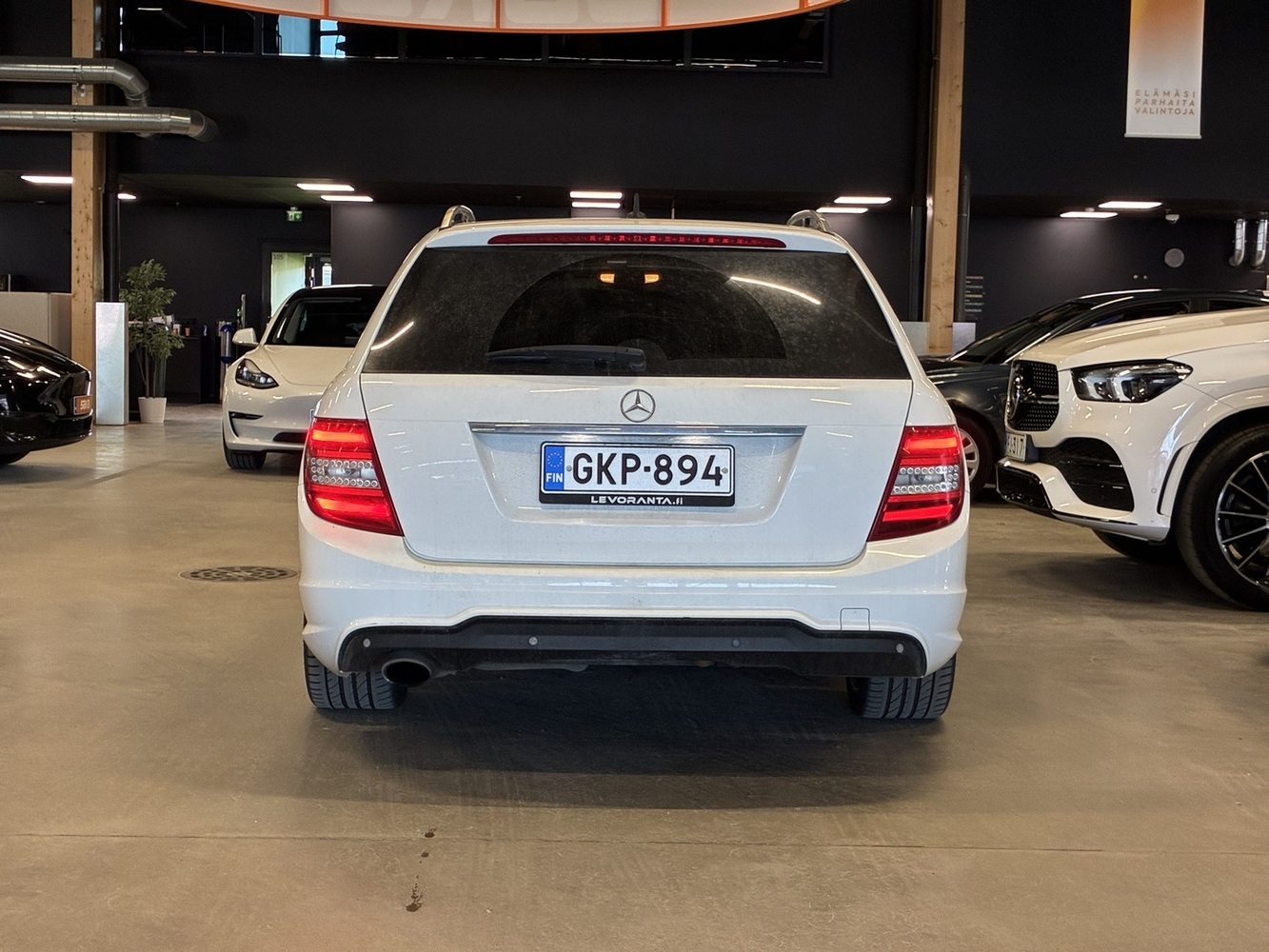 Mercedes-Benz C vaihtoauto