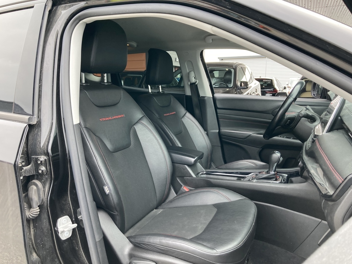 Jeep Compass vaihtoauto