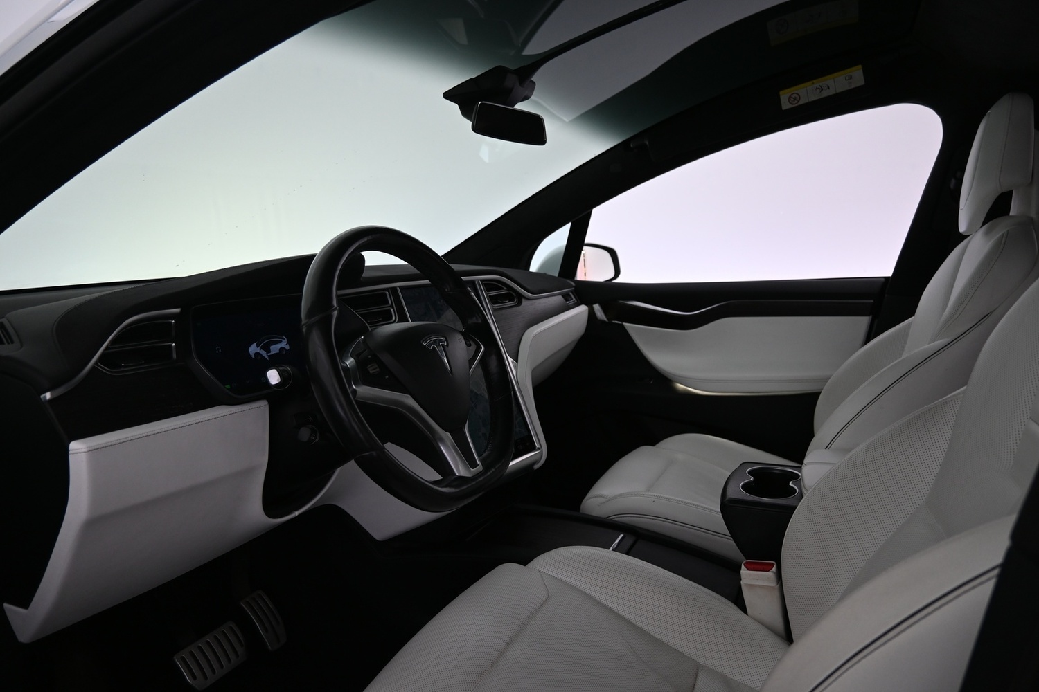 Tesla Model X vaihtoauto