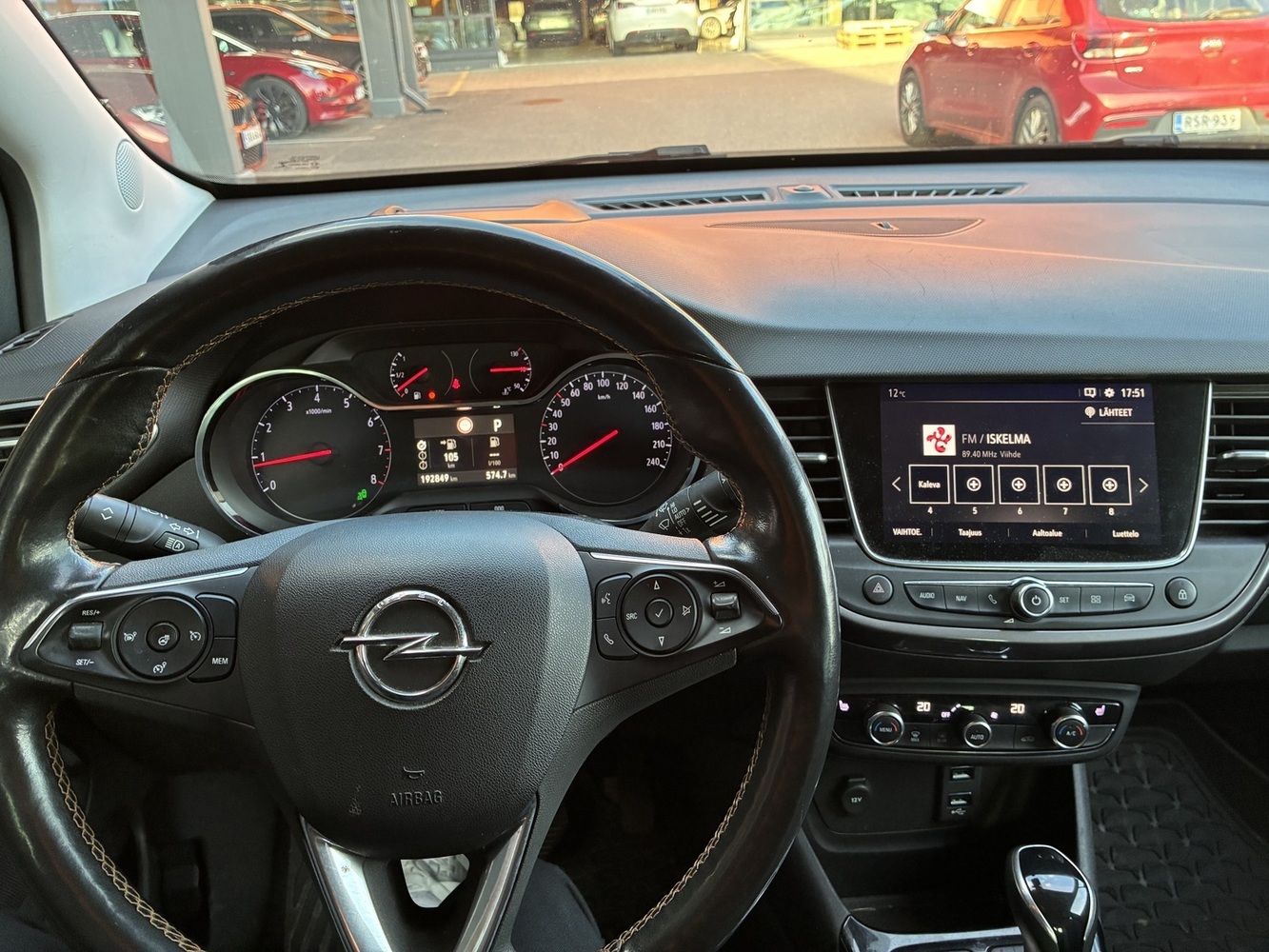 Opel Crossland X vaihtoauto