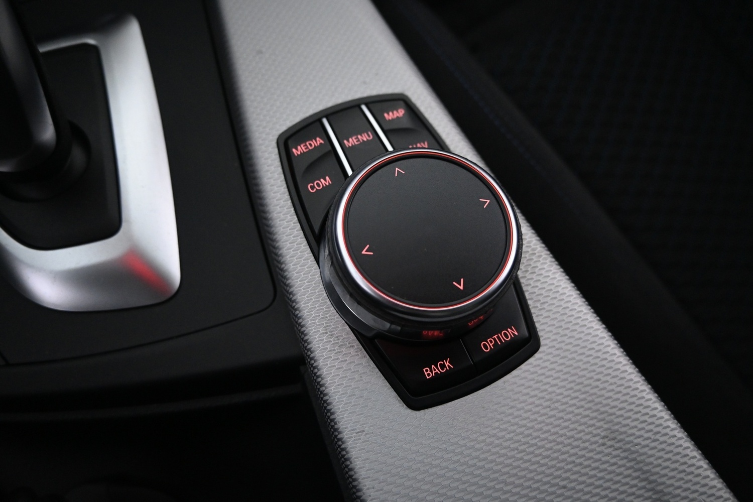 BMW 3.3 vaihtoauto