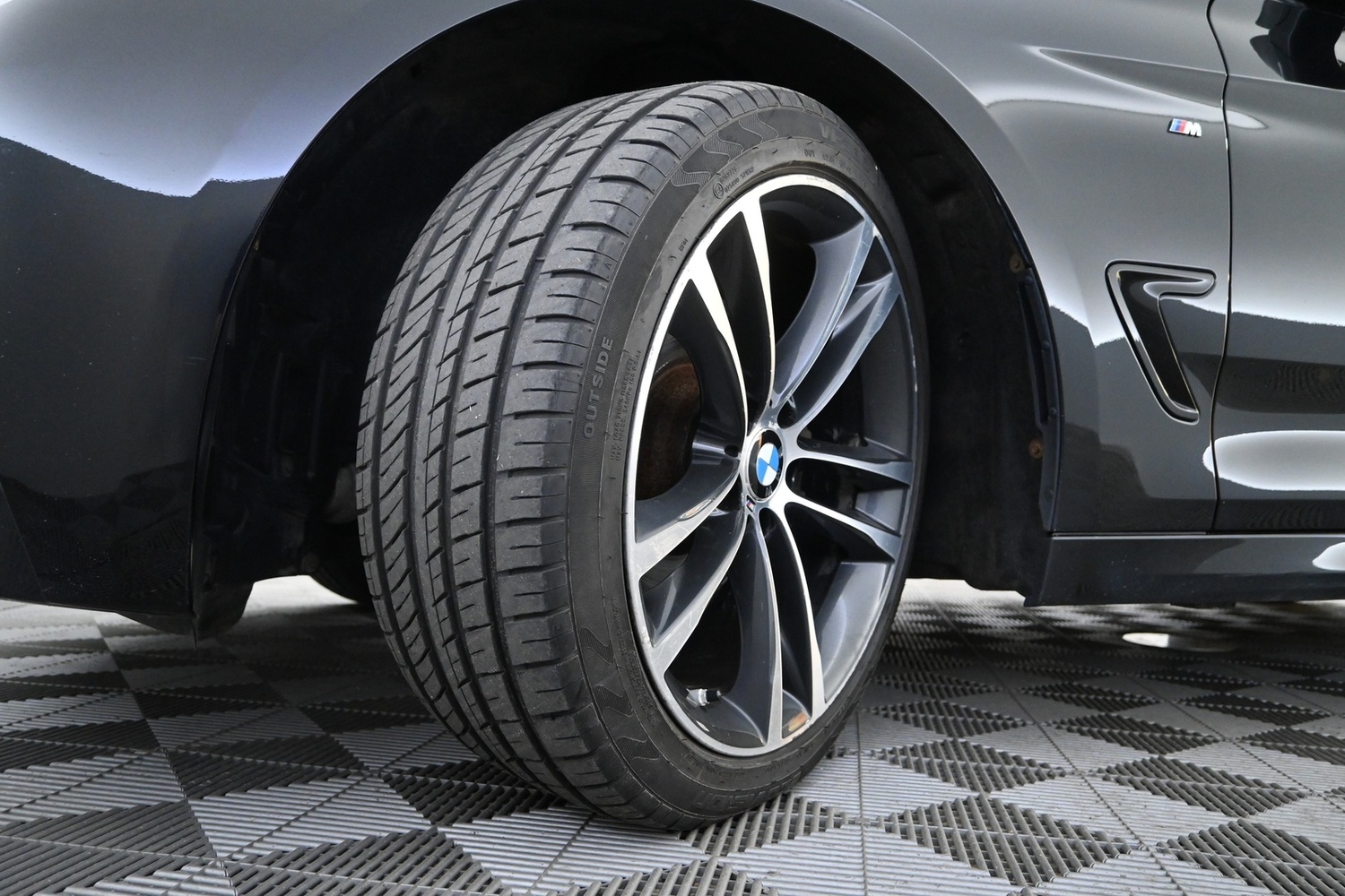 BMW 3.3 vaihtoauto