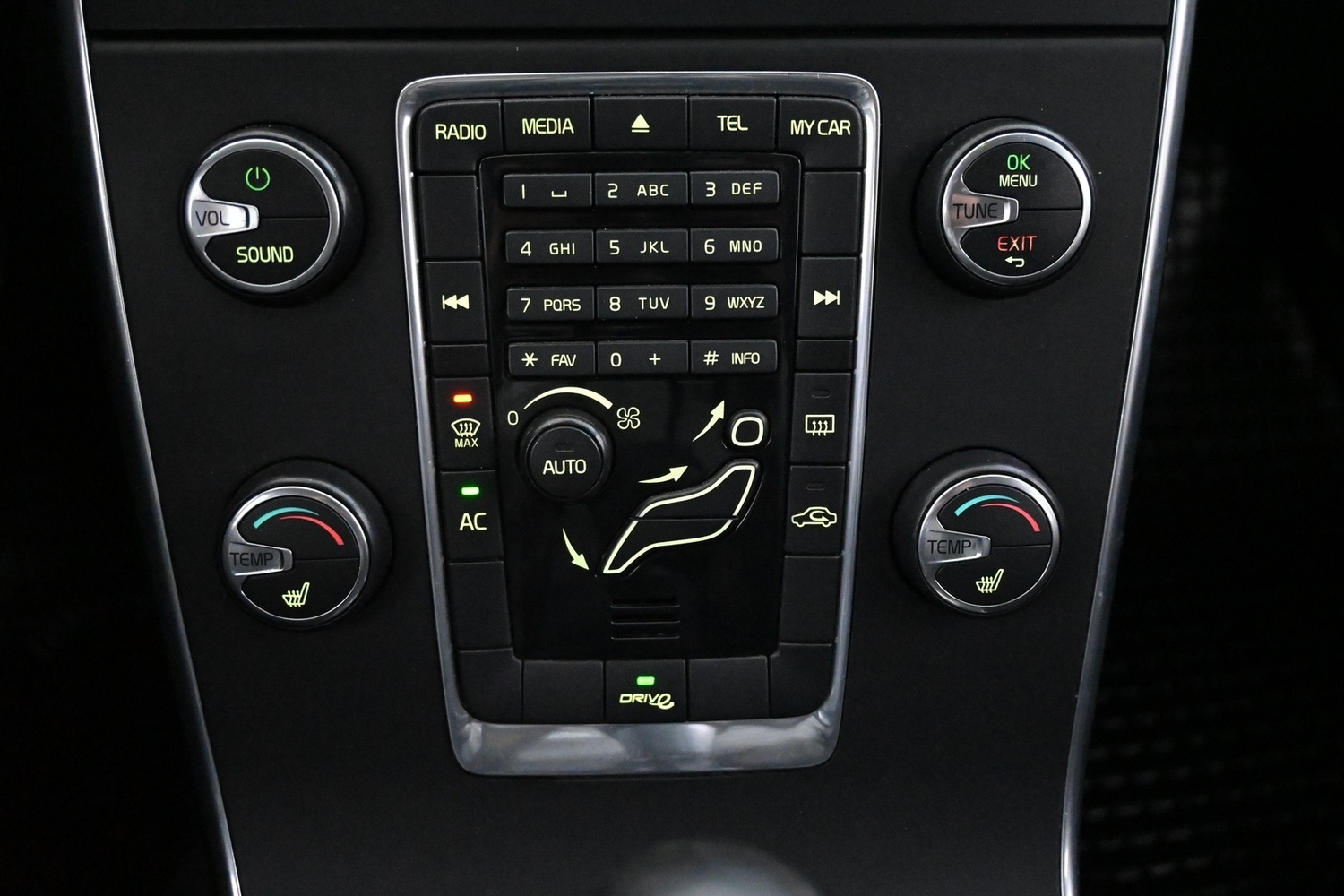 Volvo V60 vaihtoauto