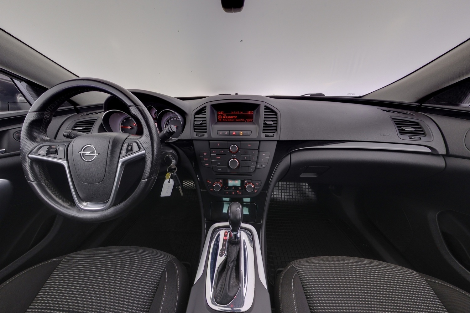 Opel Insignia vaihtoauto