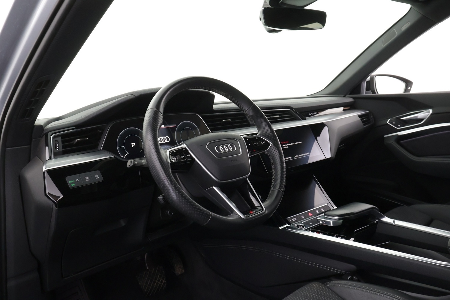 Audi e-tron vaihtoauto