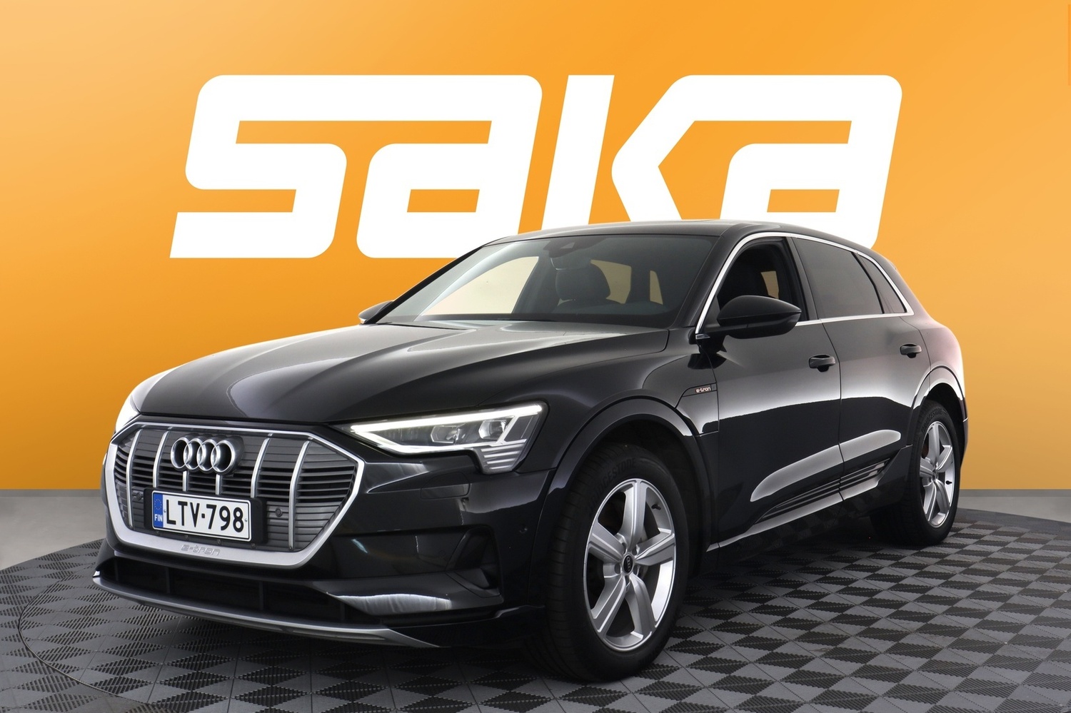 Audi e-tron vaihtoauto