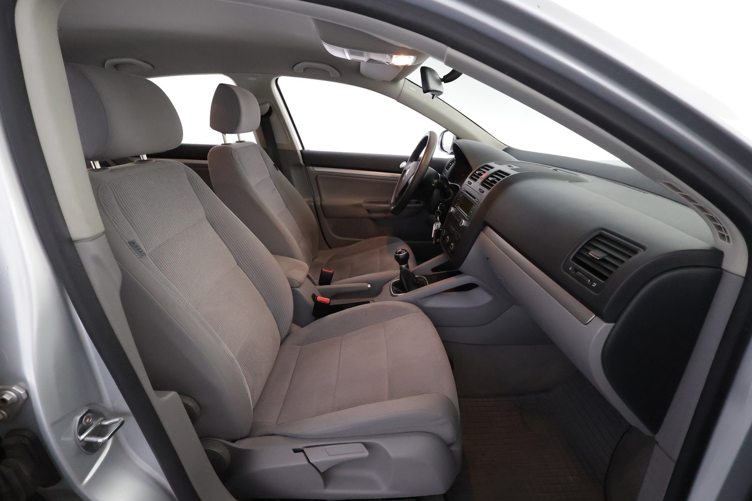 Volkswagen Jetta vaihtoauto