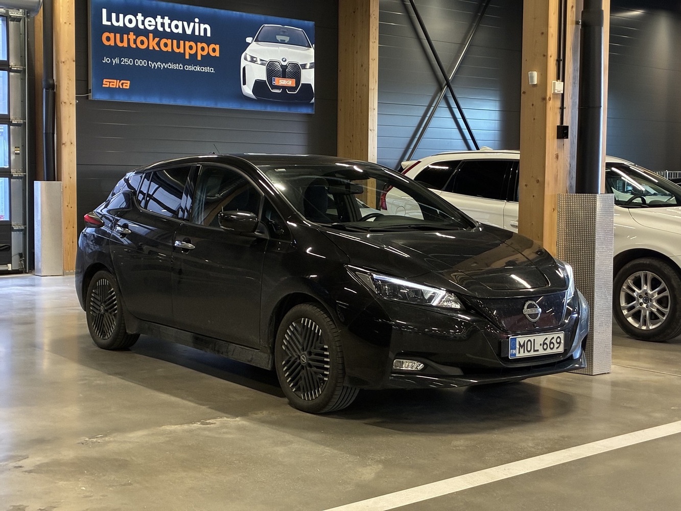 Nissan Leaf vaihtoauto