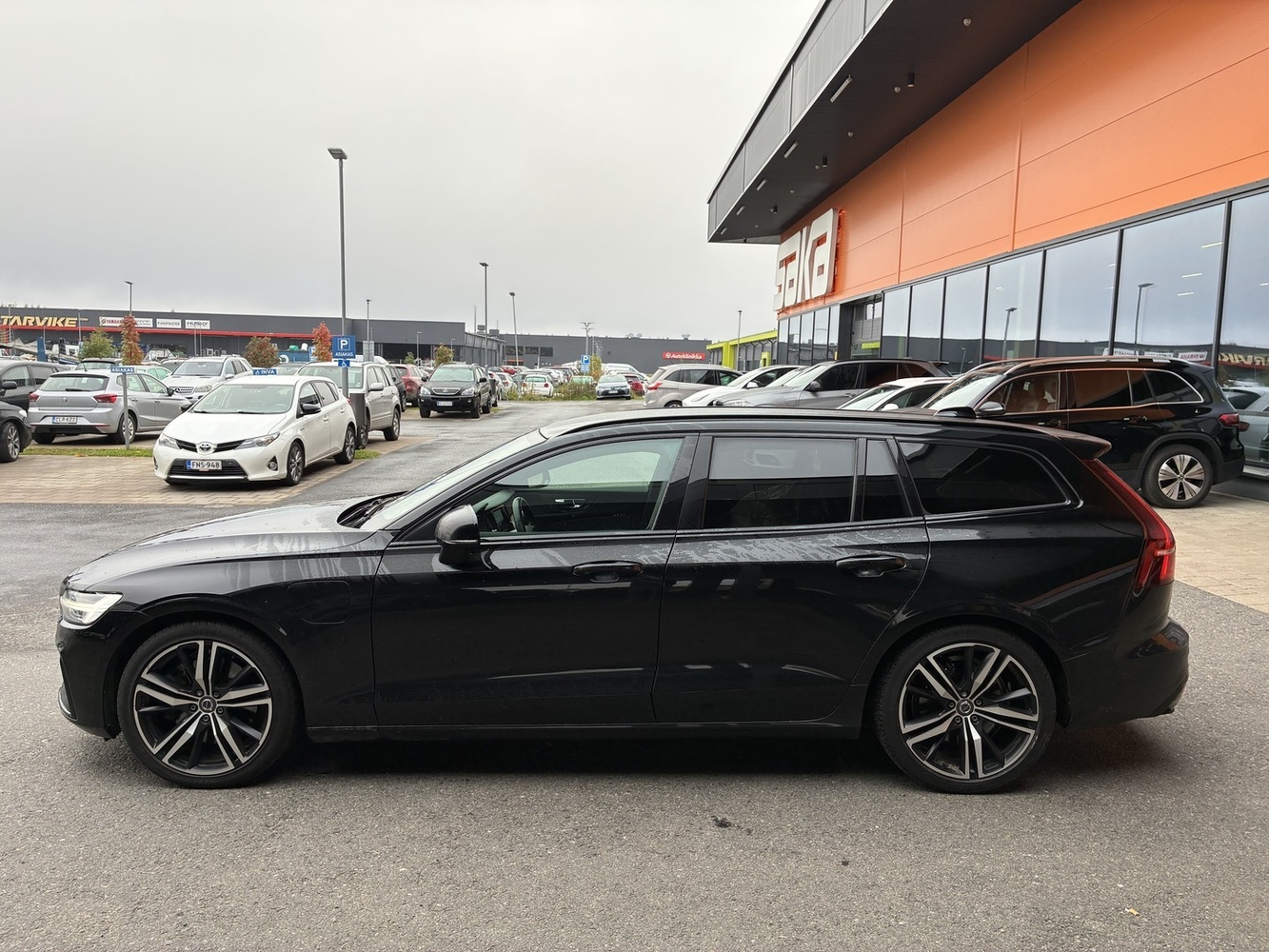Volvo V60 vaihtoauto