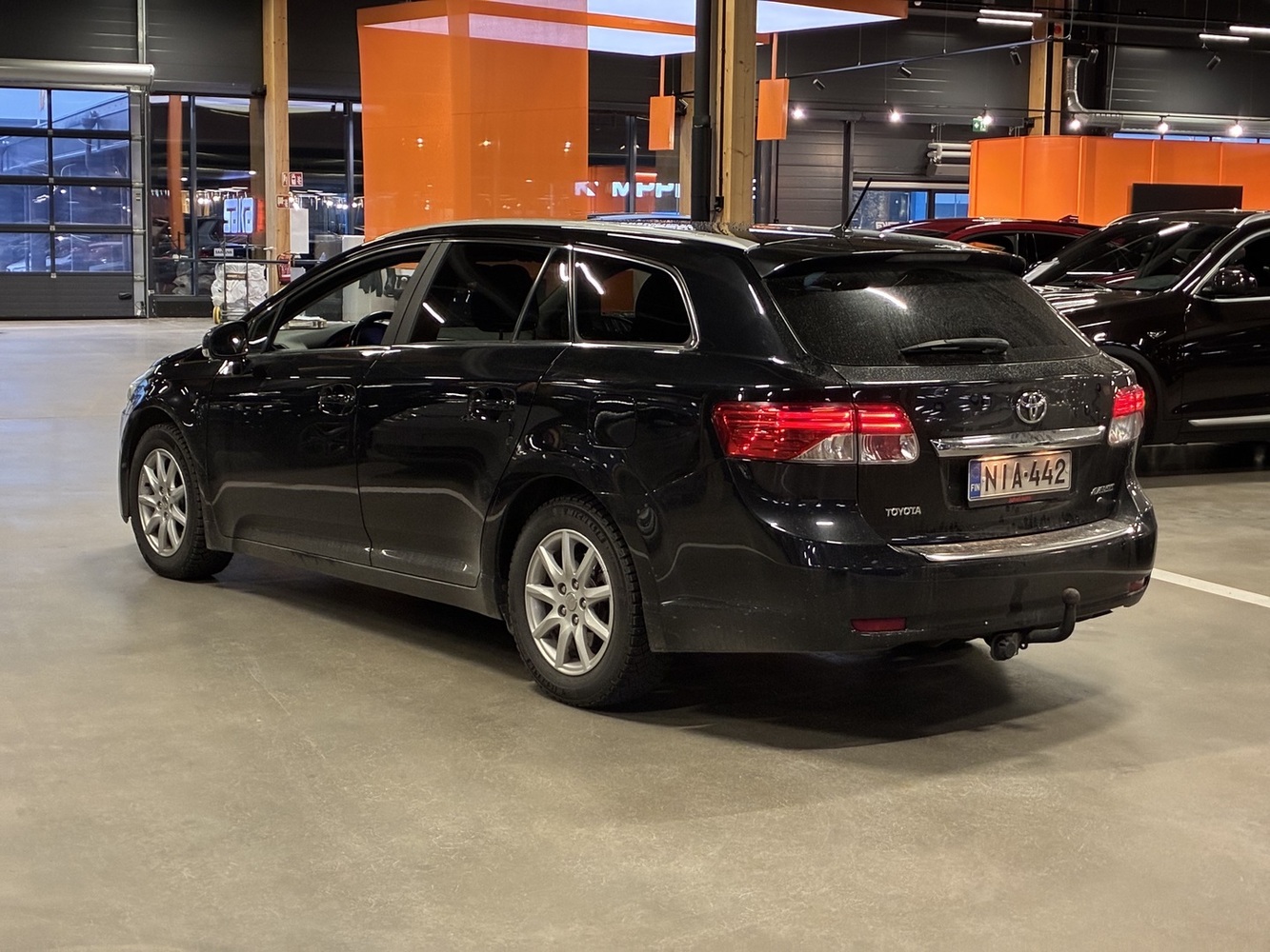 Toyota Avensis vaihtoauto