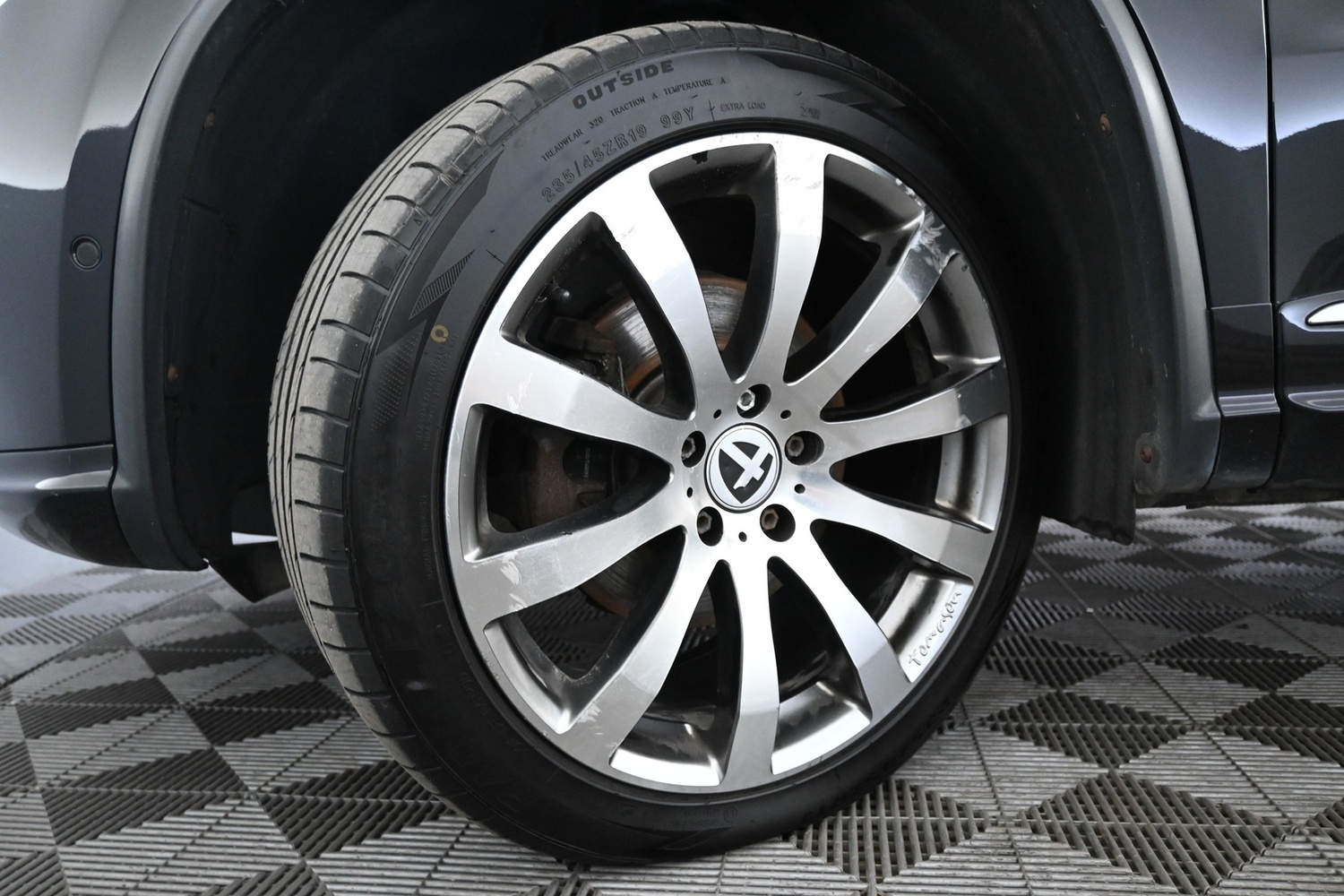 Volkswagen Tiguan vaihtoauto