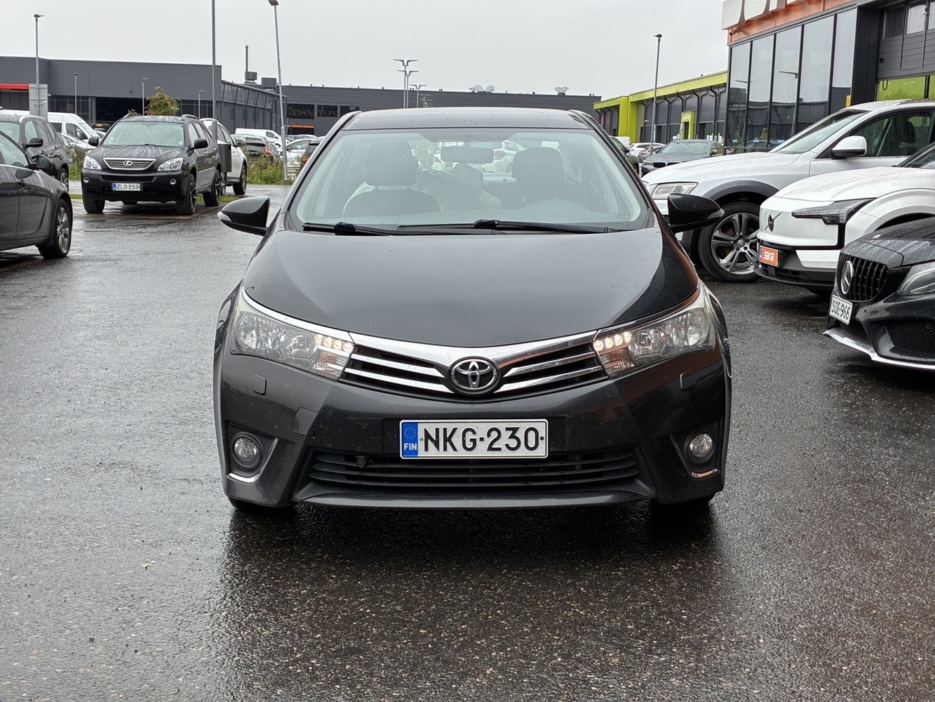 Toyota Corolla vaihtoauto