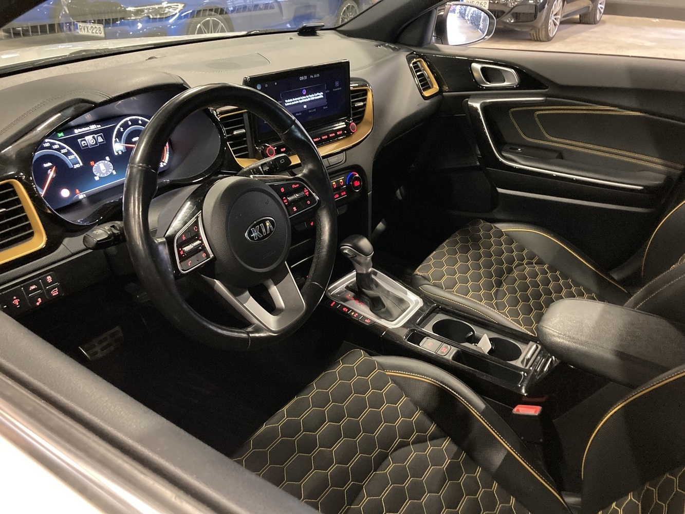 Kia XCeed vaihtoauto