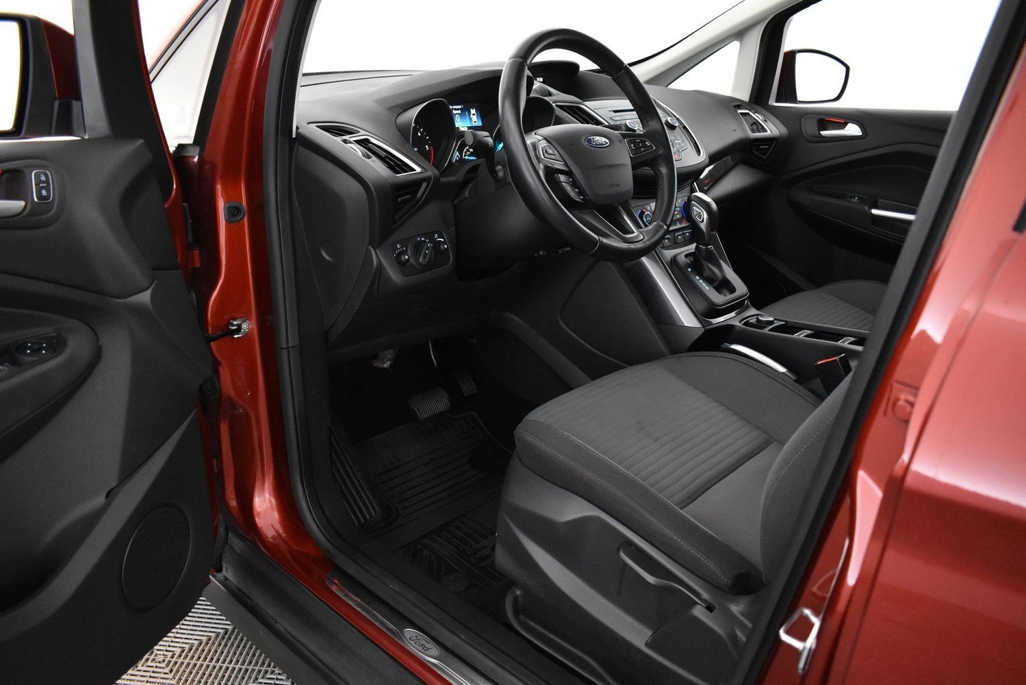 Ford C-MAX vaihtoauto