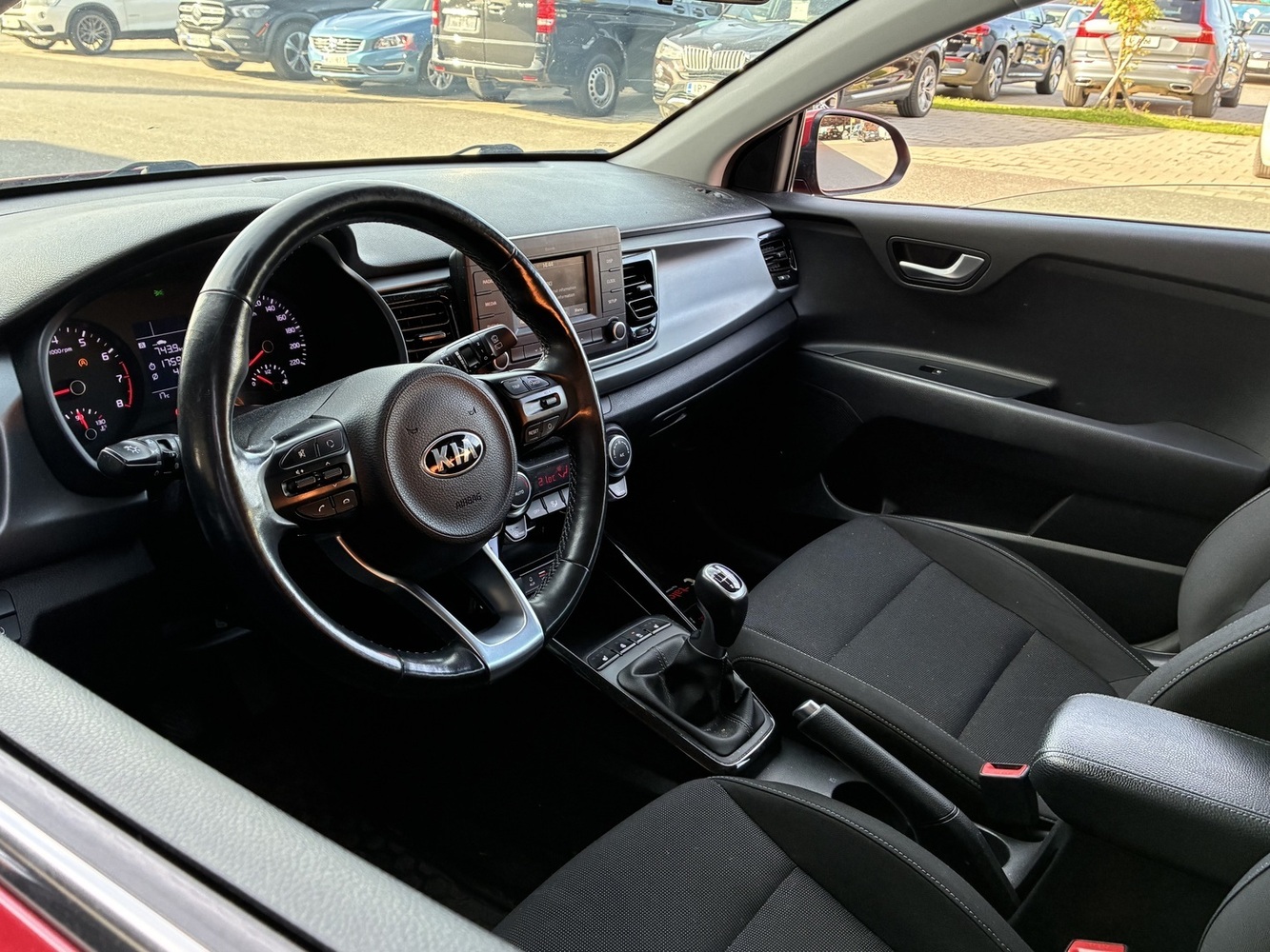 Kia Rio vaihtoauto