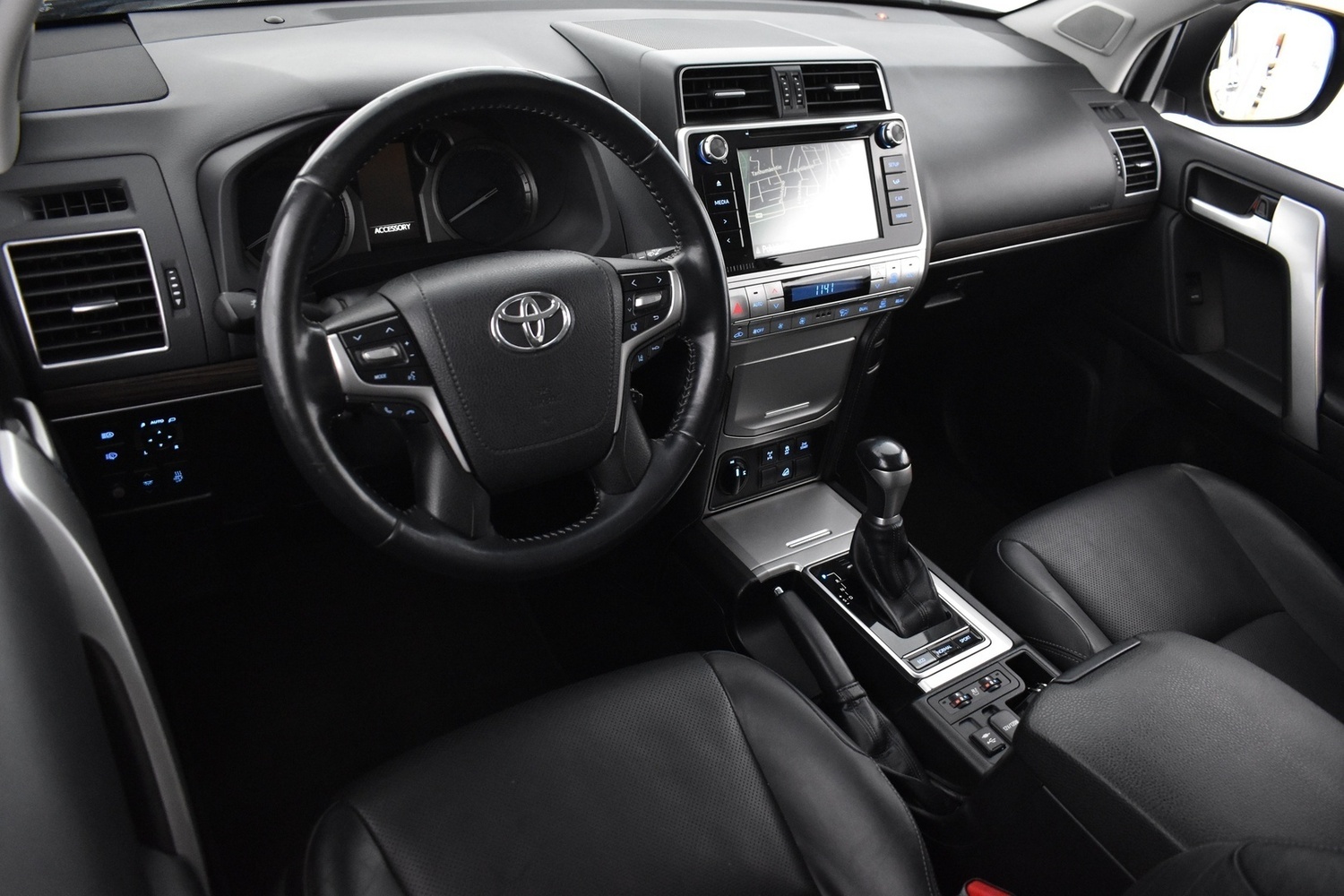 Toyota Land Cruiser vaihtoauto