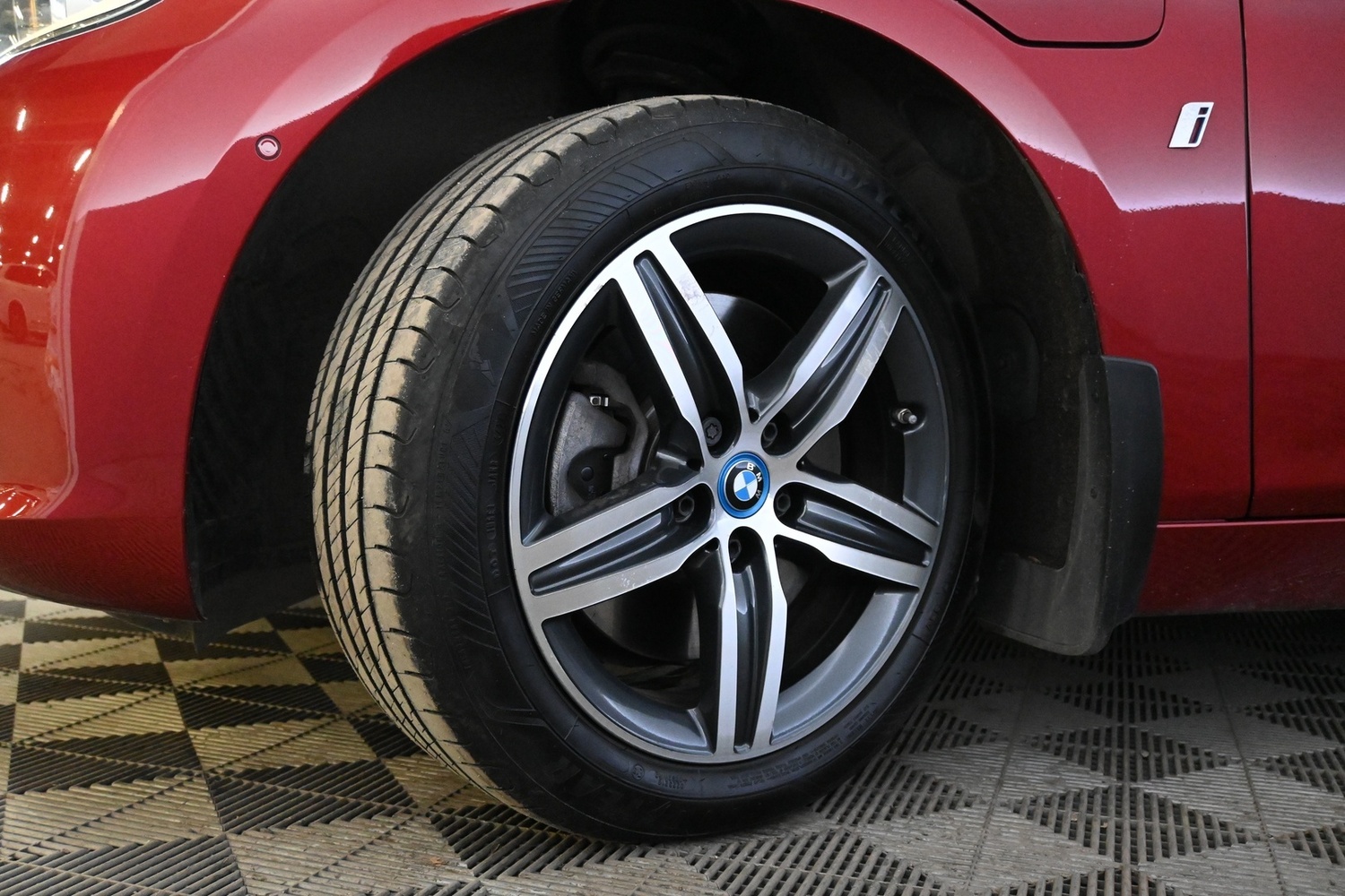 BMW 225 vaihtoauto