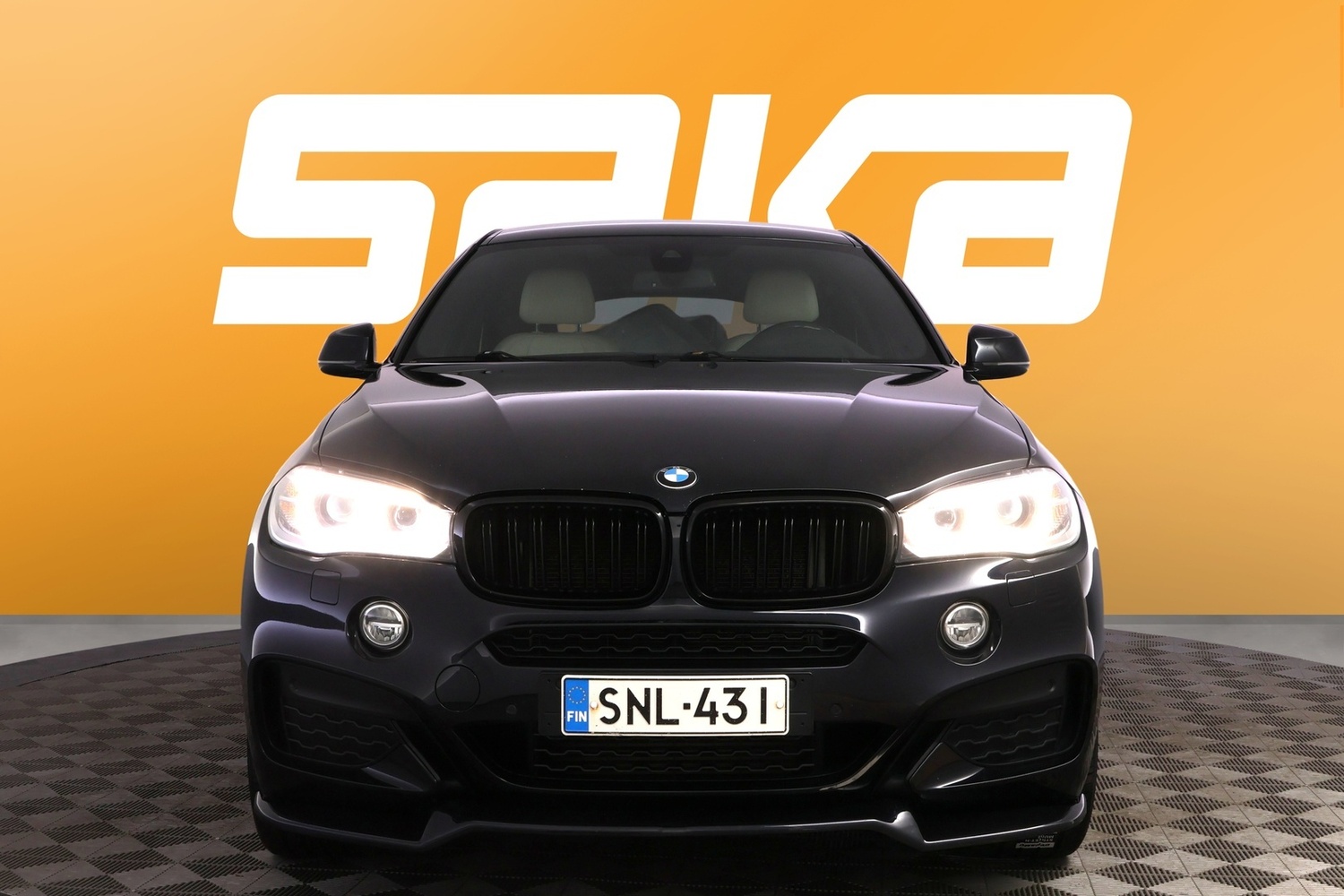 BMW X6 vaihtoauto