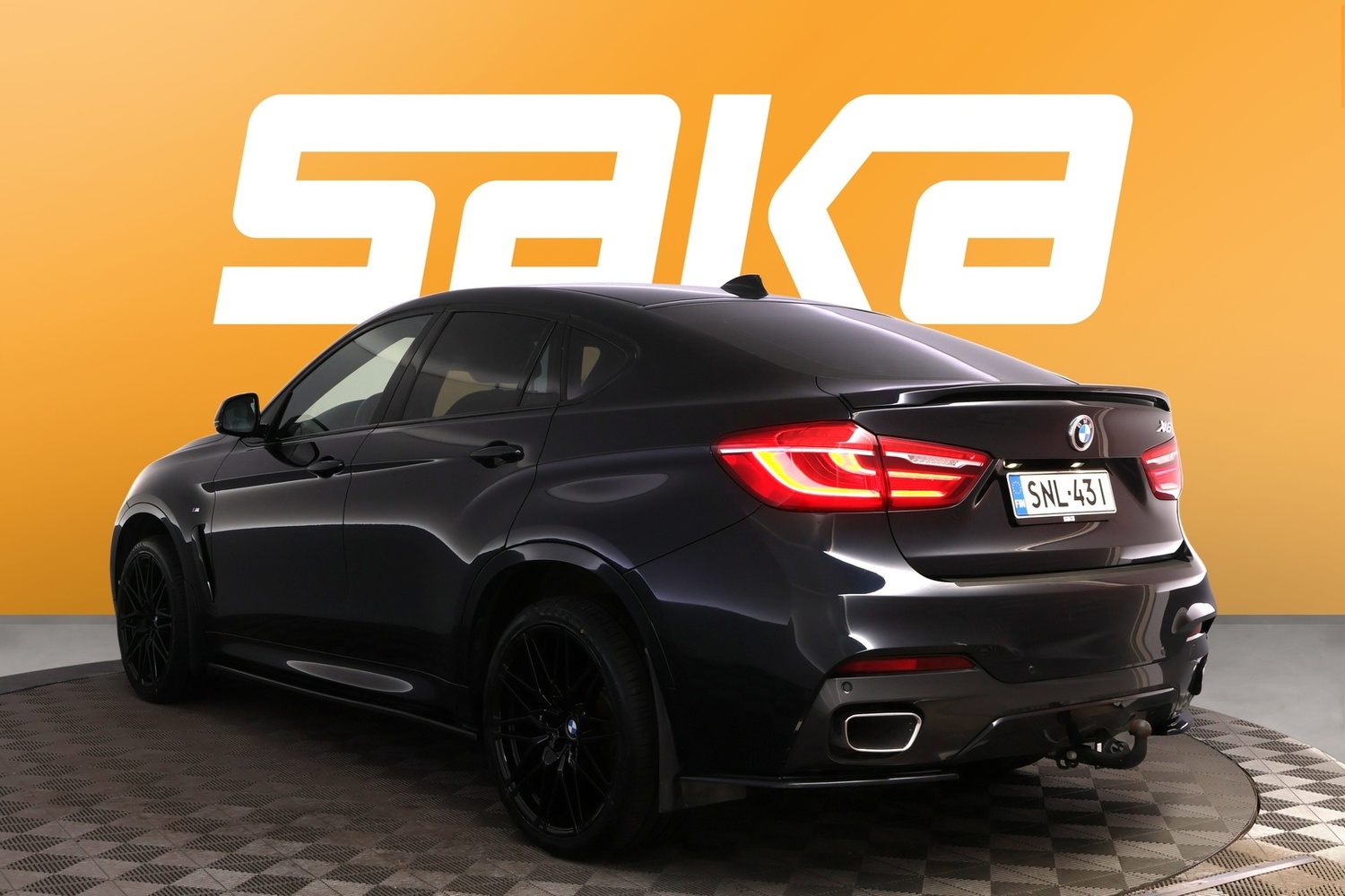 BMW X6 vaihtoauto