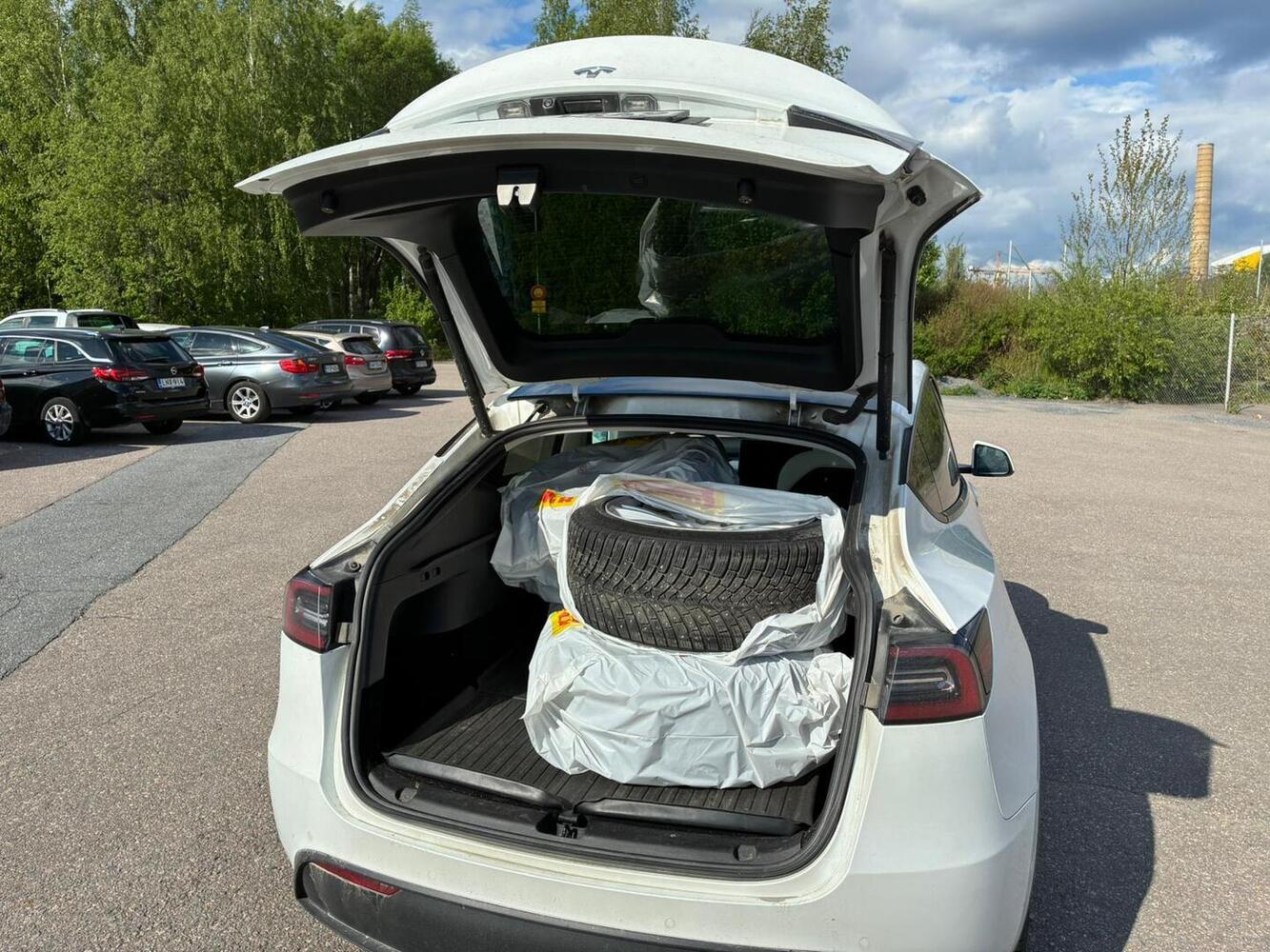 Tesla Model Y vaihtoauto