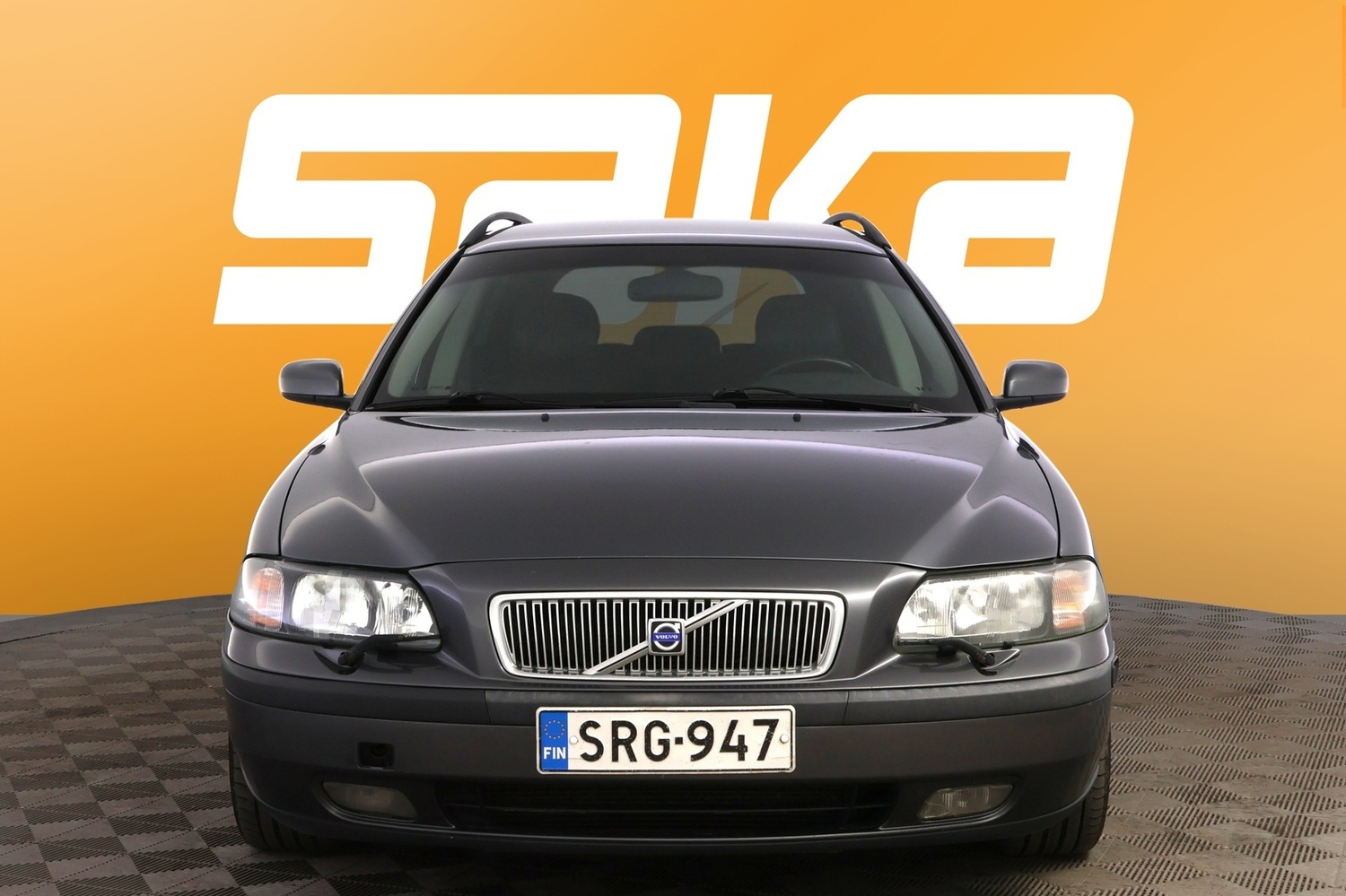 Volvo V70 vaihtoauto