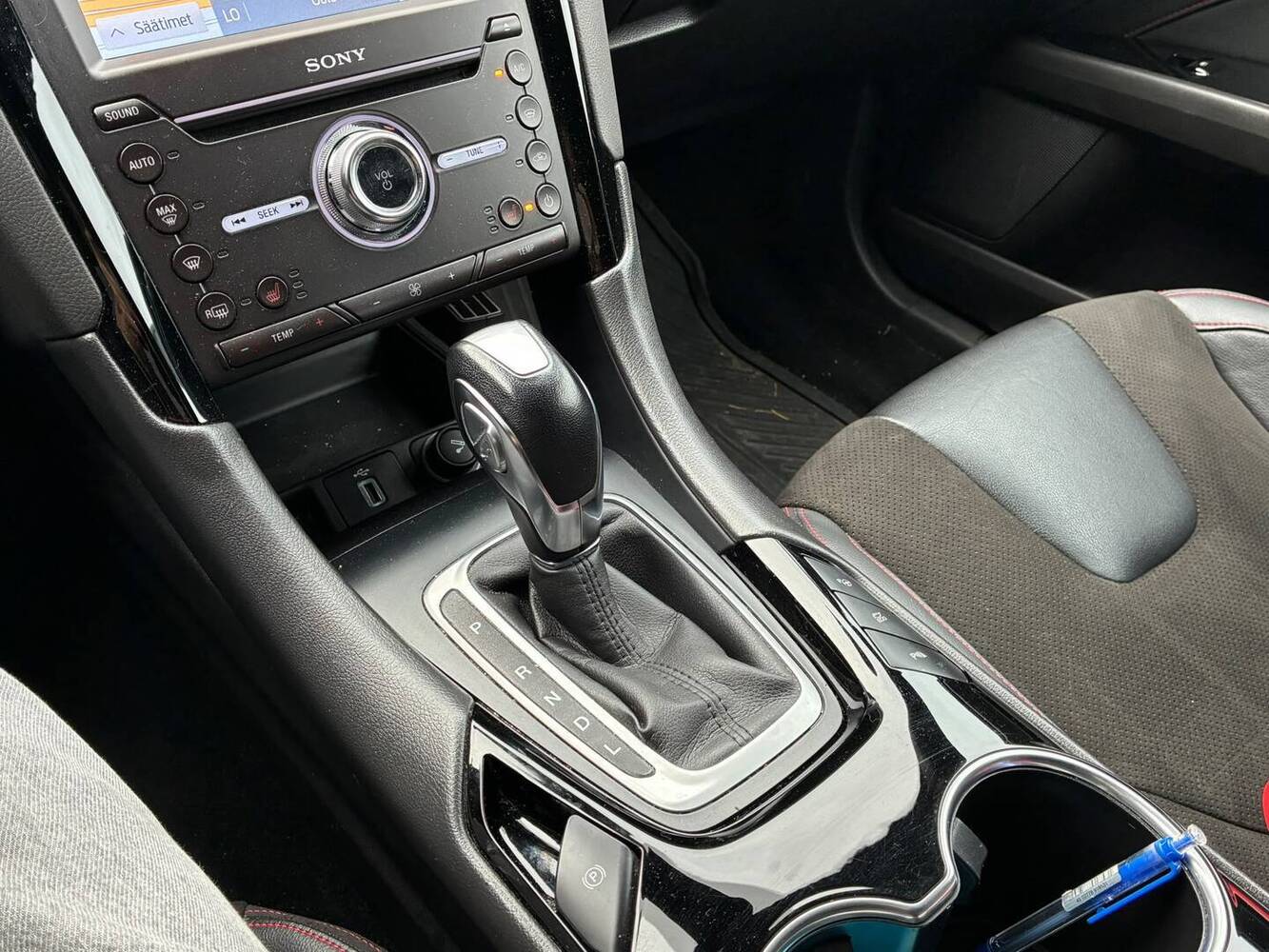 Ford Mondeo vaihtoauto