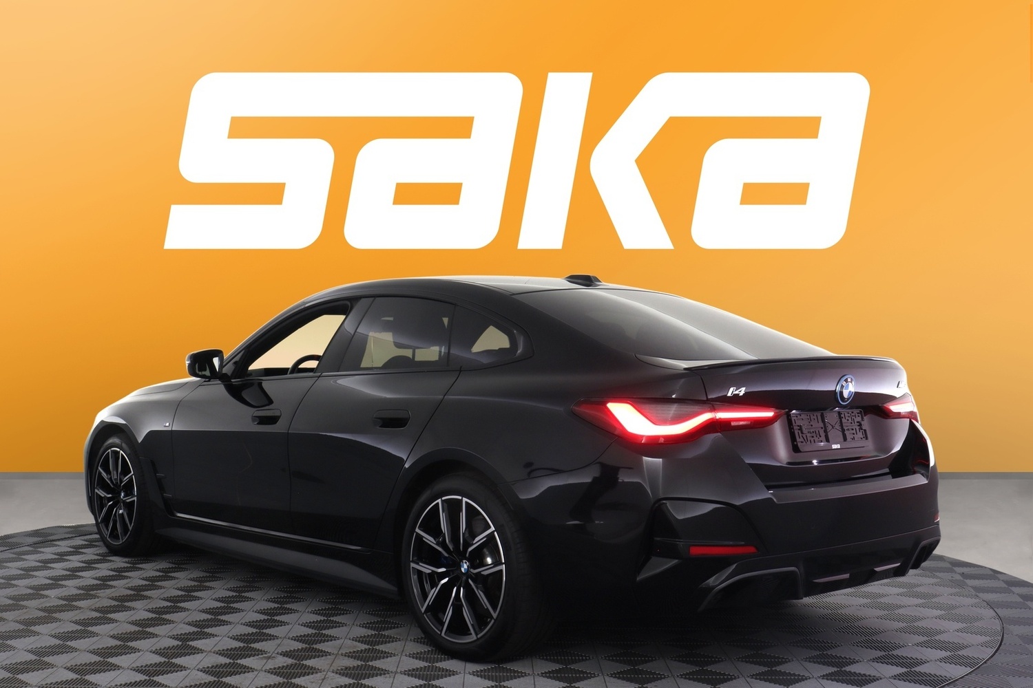 BMW i4 M50 vaihtoauto