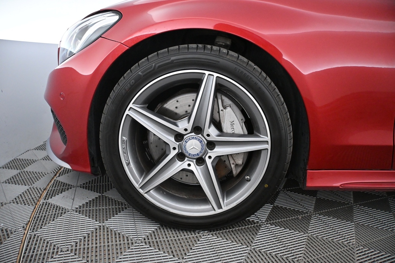 Mercedes-Benz C vaihtoauto