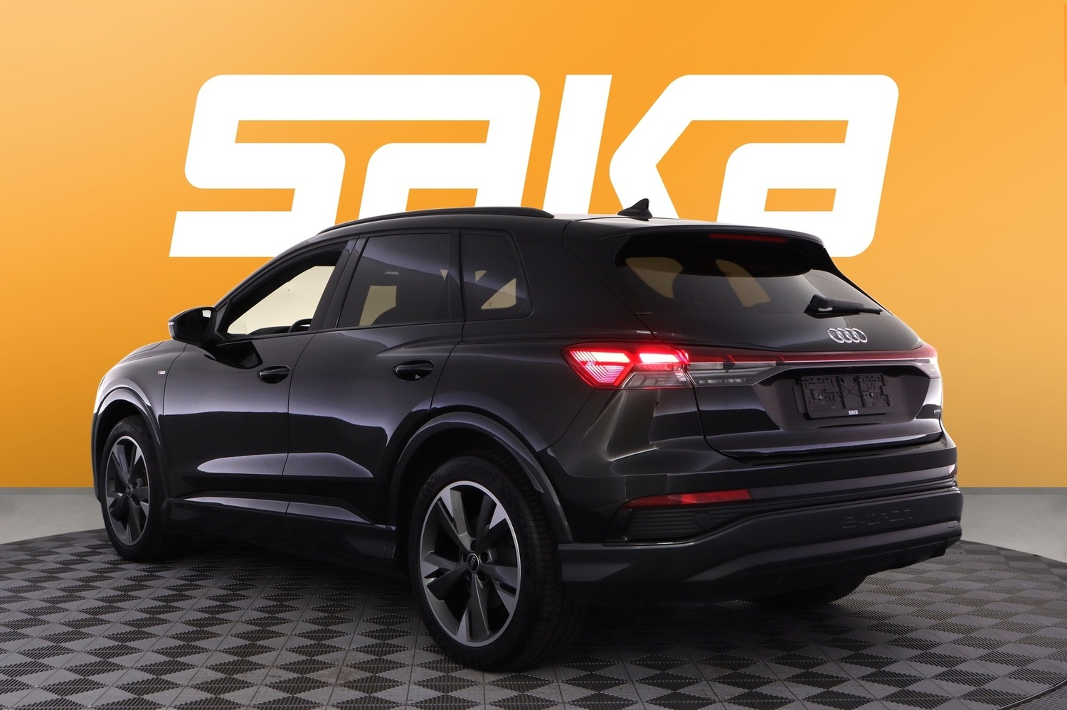 Audi Q4 e-tron vaihtoauto