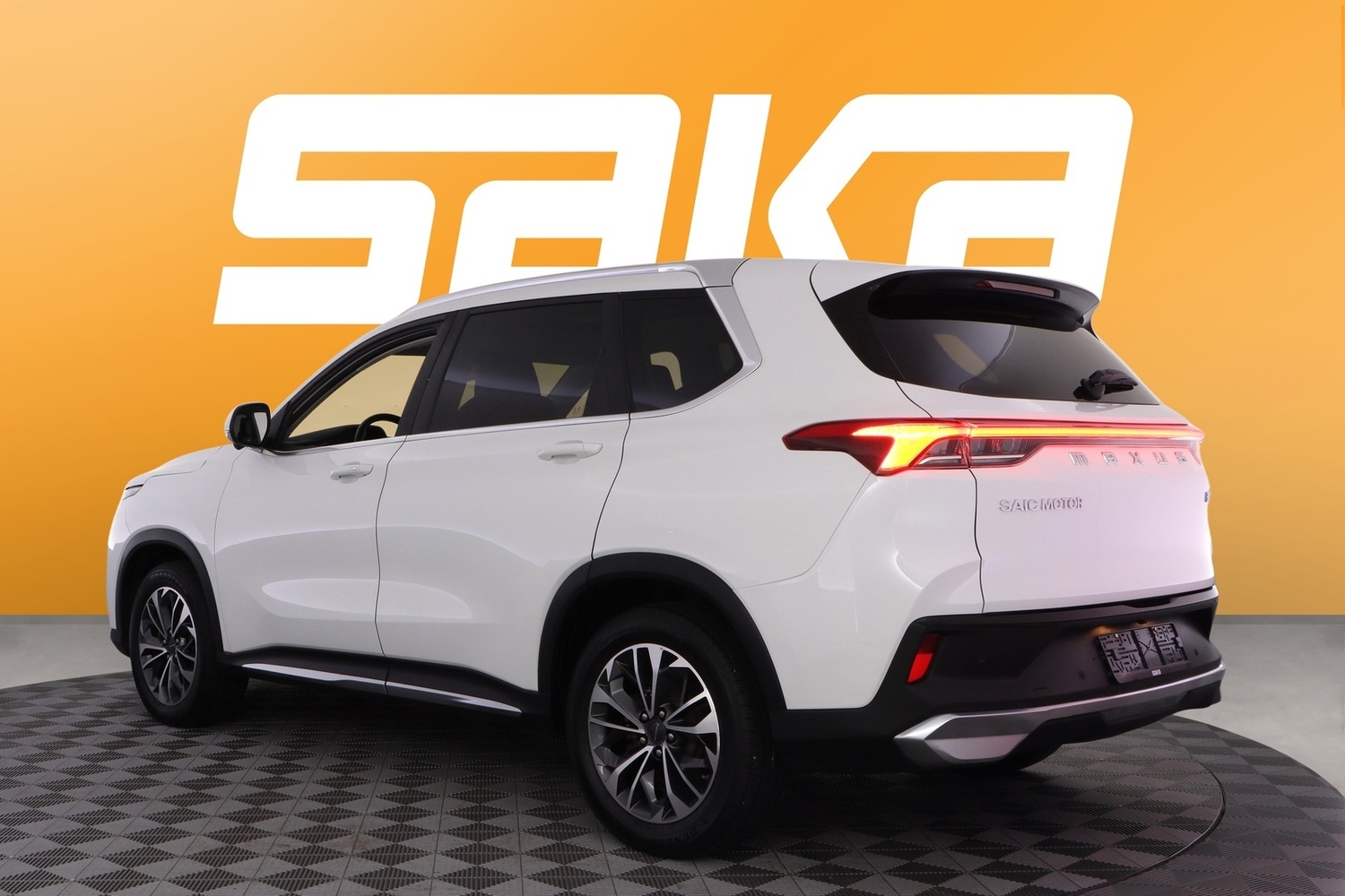 Maxus Euniq 6 vaihtoauto