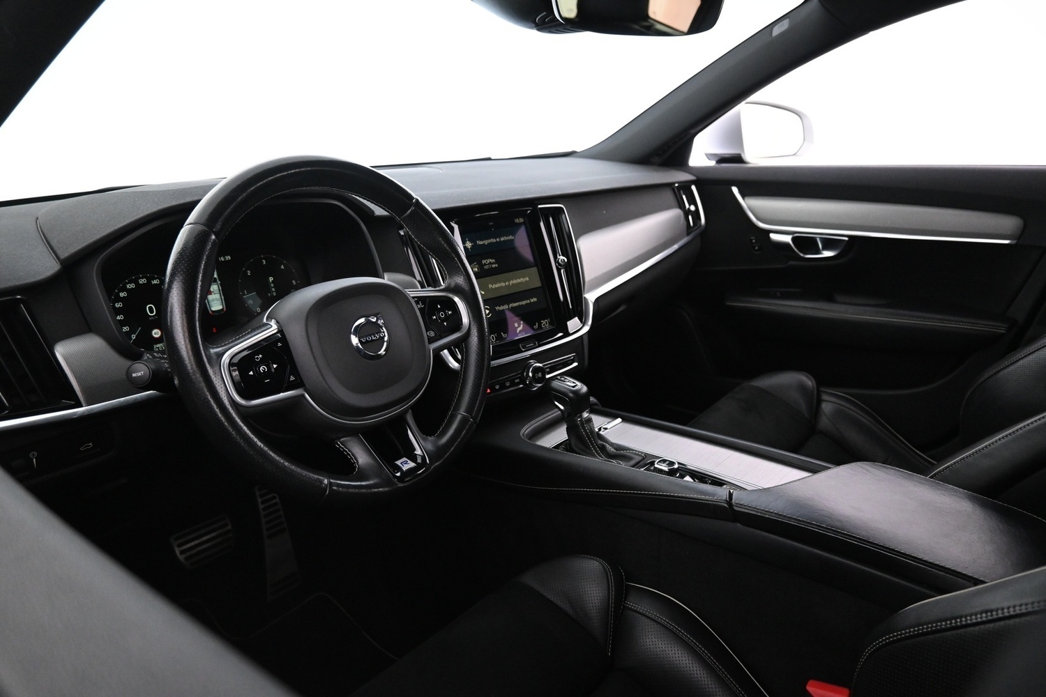Volvo V90 vaihtoauto
