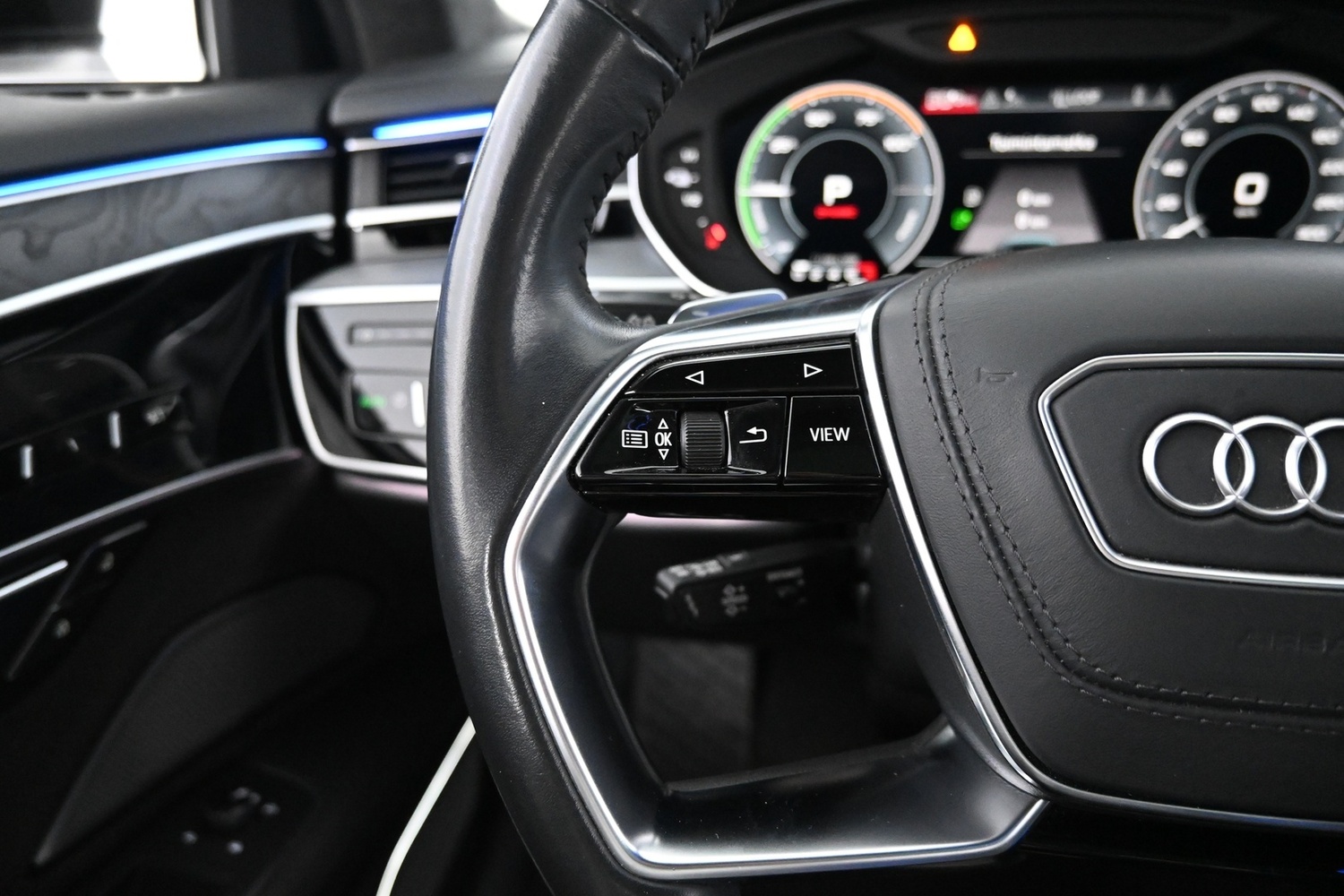 Audi A8 vaihtoauto
