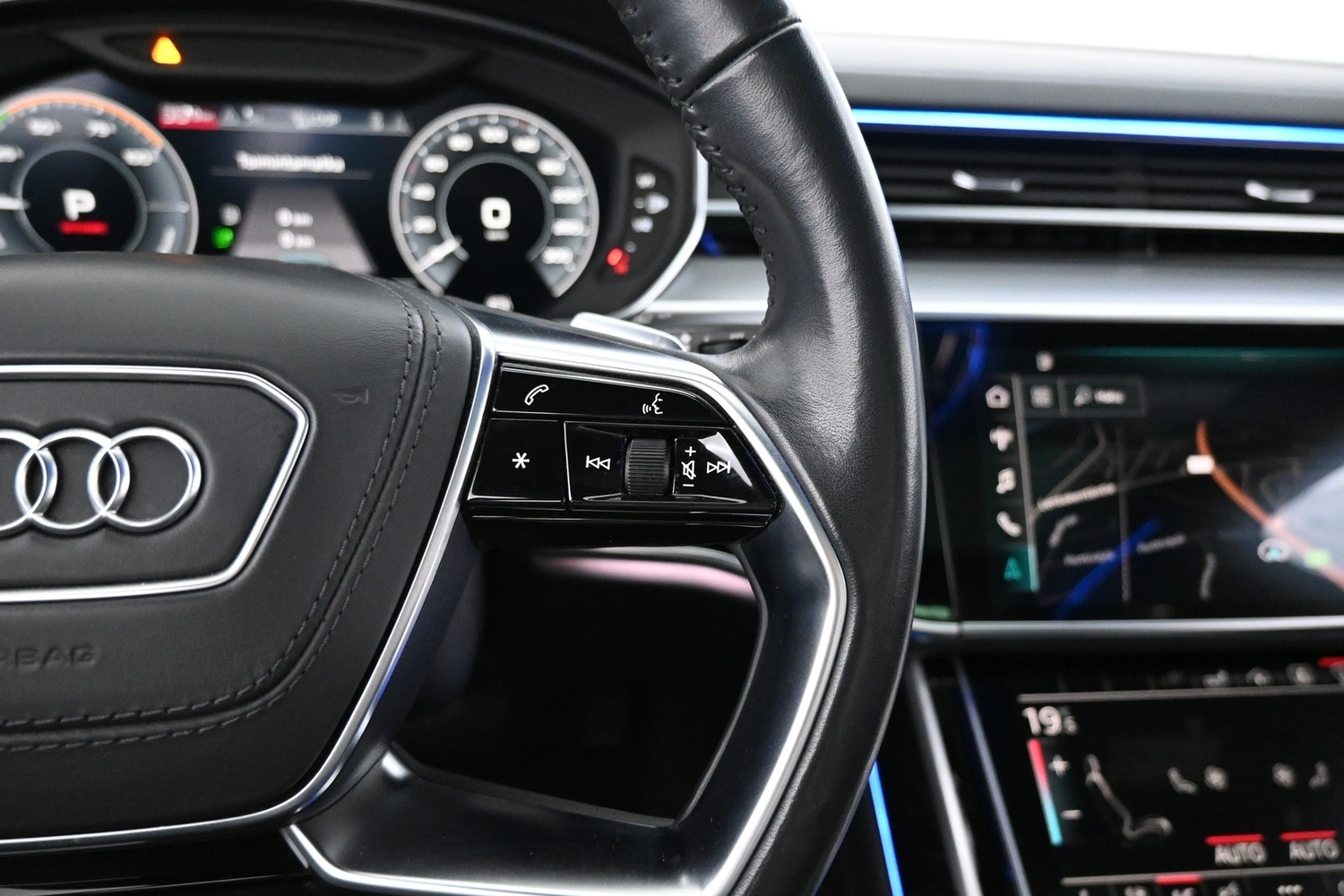 Audi A8 vaihtoauto