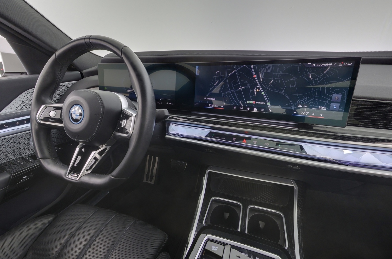 BMW i7 vaihtoauto