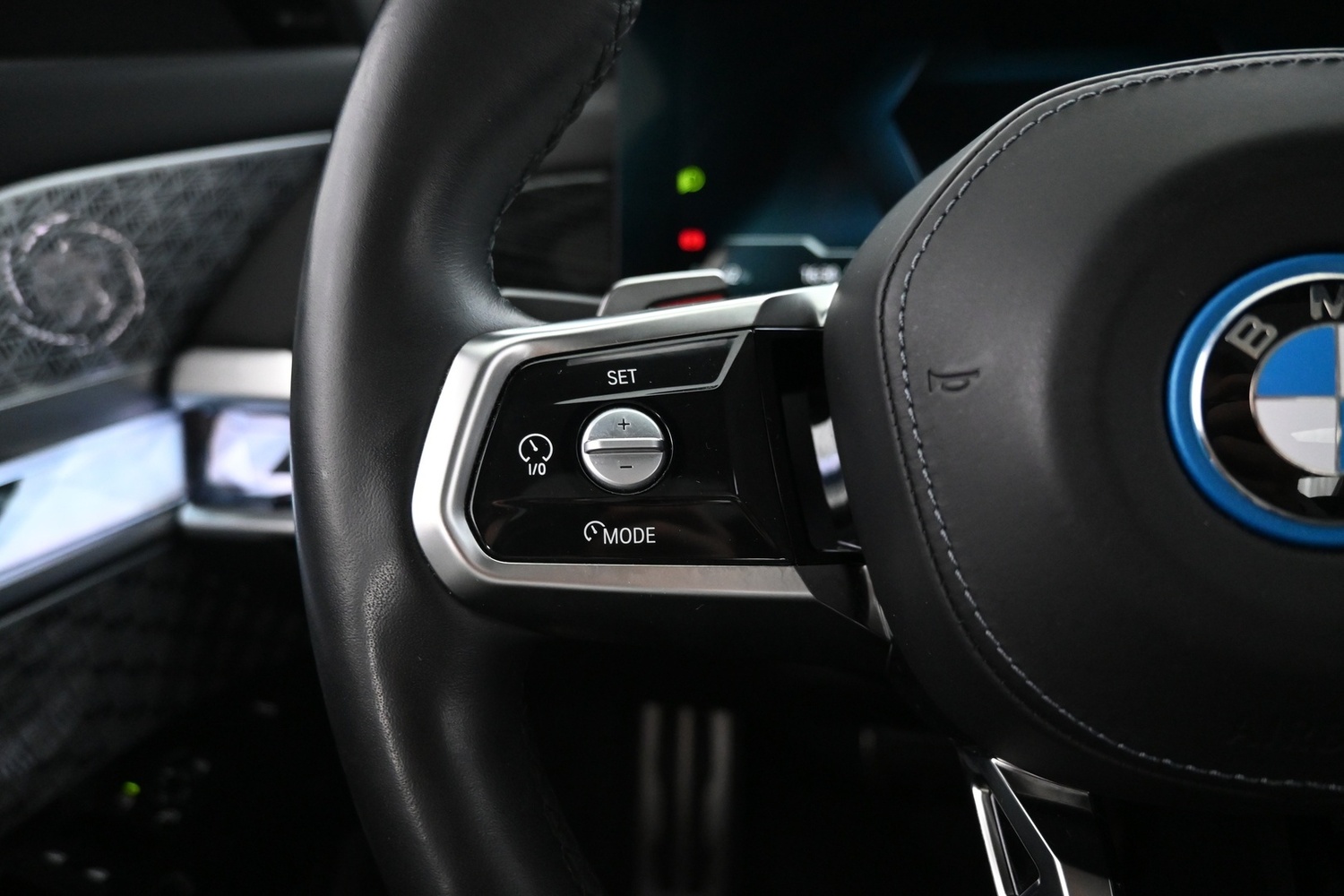 BMW i7 vaihtoauto