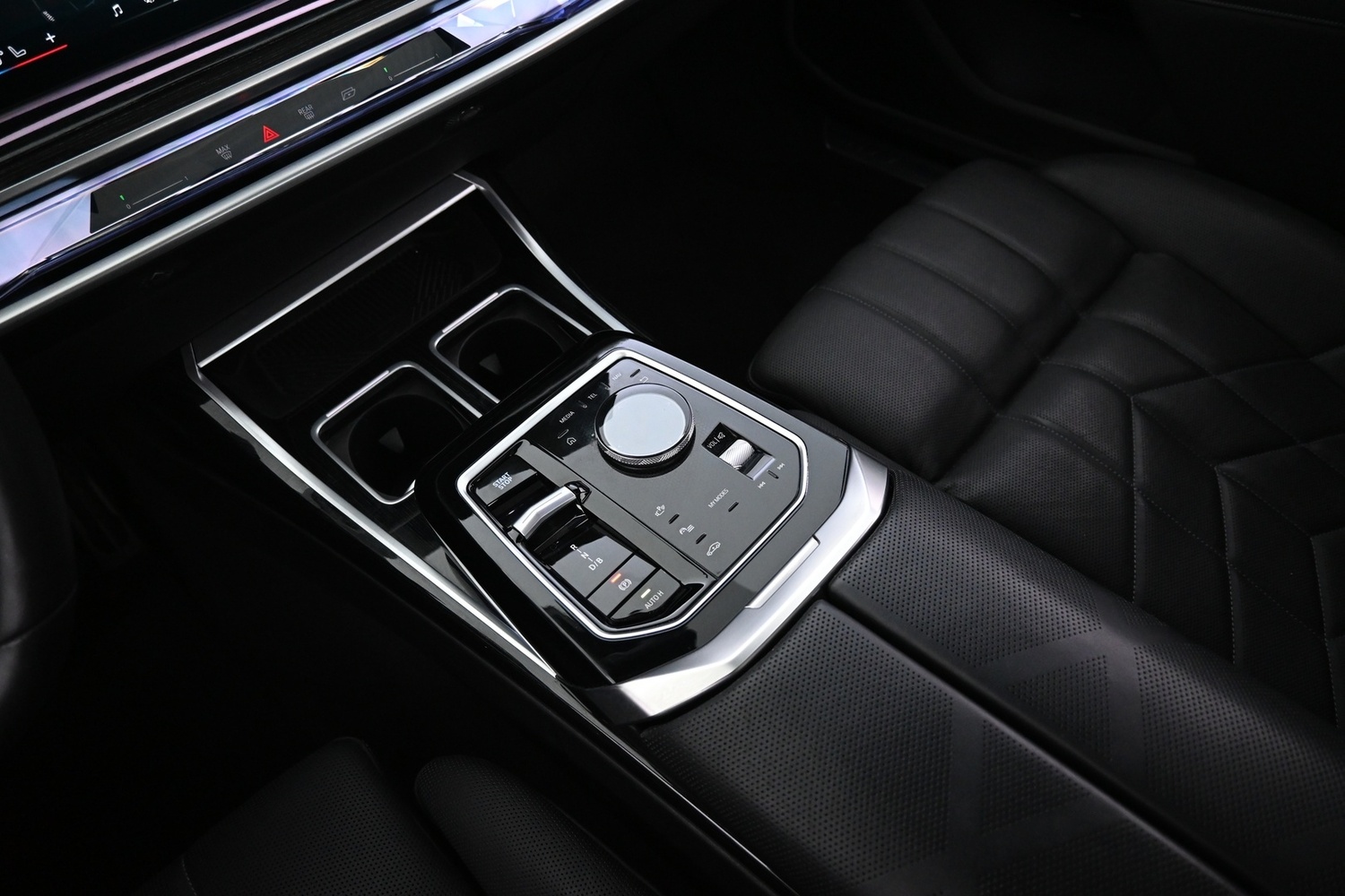 BMW i7 vaihtoauto