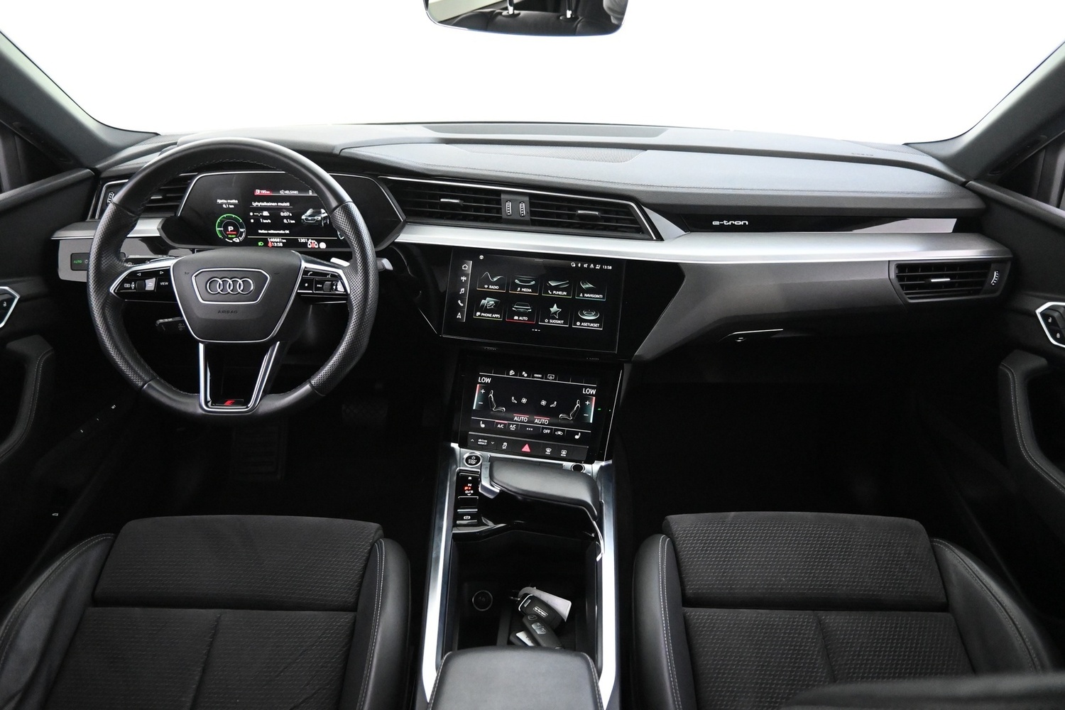 Audi e-tron vaihtoauto